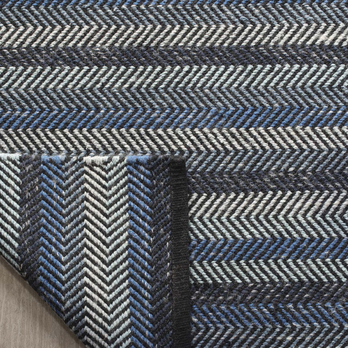 Safavieh Striped Kilim 421 Rug, STK421 - Blue