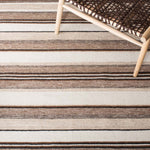 Safavieh Striped Kilim 601 Rug, STK601 - Natural / Ivory