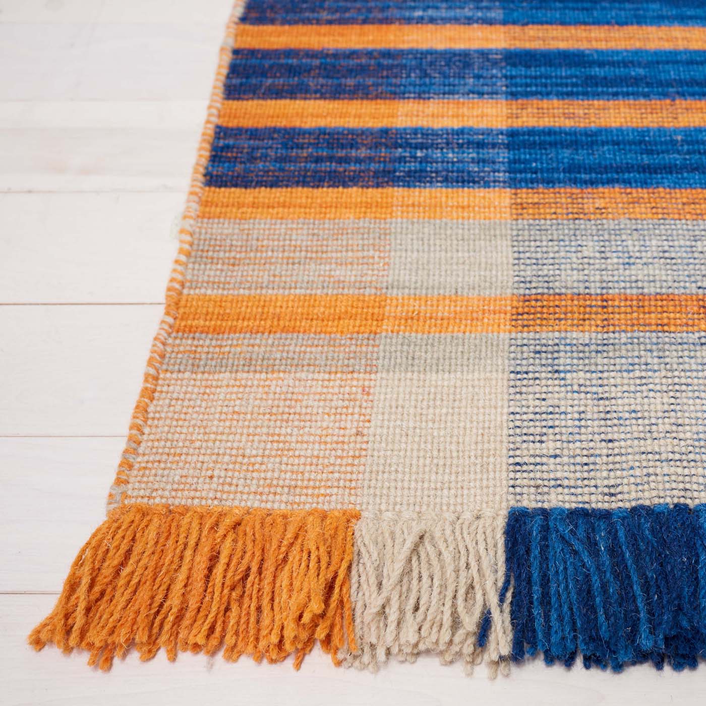 Safavieh Striped Kilim 701 Rug, STK701 - Beige / Blue