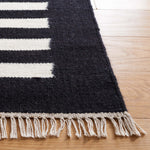 Safavieh Striped Kilim 806 Rug, STK806 - Ivory / Black