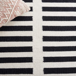 Safavieh Striped Kilim 806 Rug, STK806 - Ivory / Black
