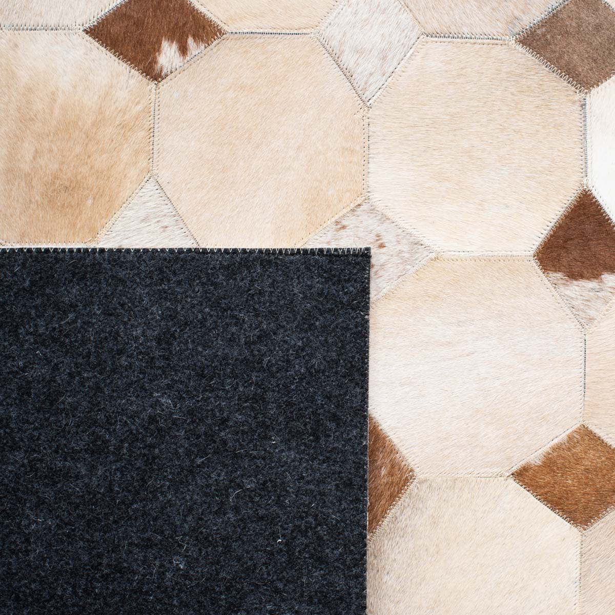 Safavieh Studio Leather 228 Rug, STL228 - Ivory / Brown