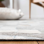 Safavieh Studio Leather 229 Rug, STL229 - Ivory / Grey