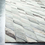 Safavieh Studio Leather 701 Rug, STL701 - Ivory / Grey