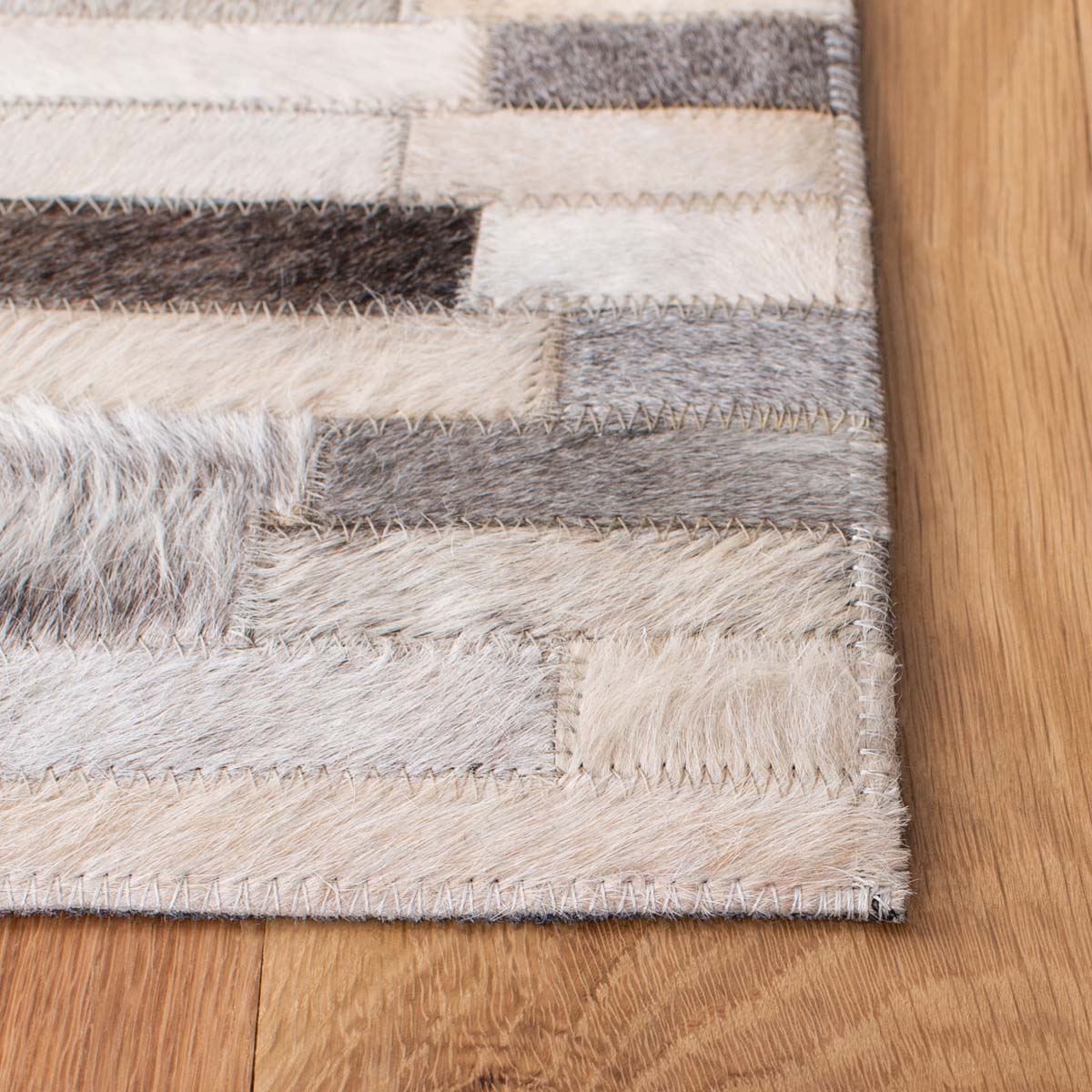 Safavieh Studio Leather 809 Rug, STL809 - Ivory / Grey