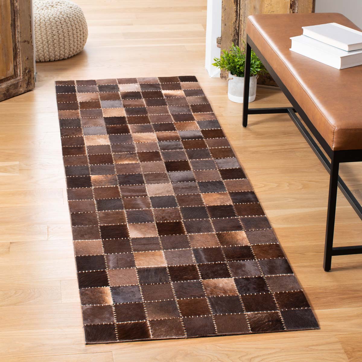 Safavieh Studio Leather 815 Rug, STL815 - Brown / Beige