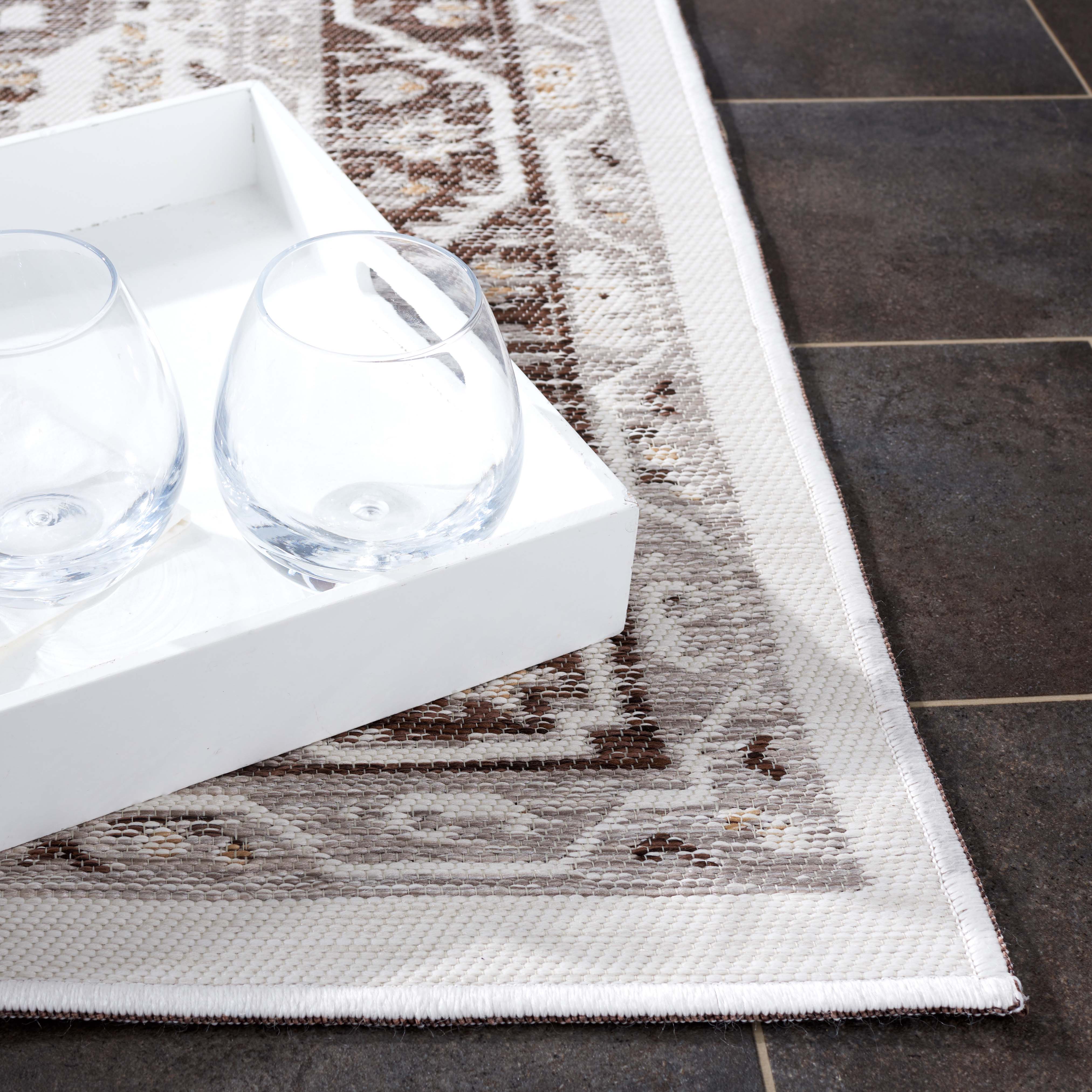 Safavieh Sunrise 620 Rug, SUN620 - Grey / Beige Black