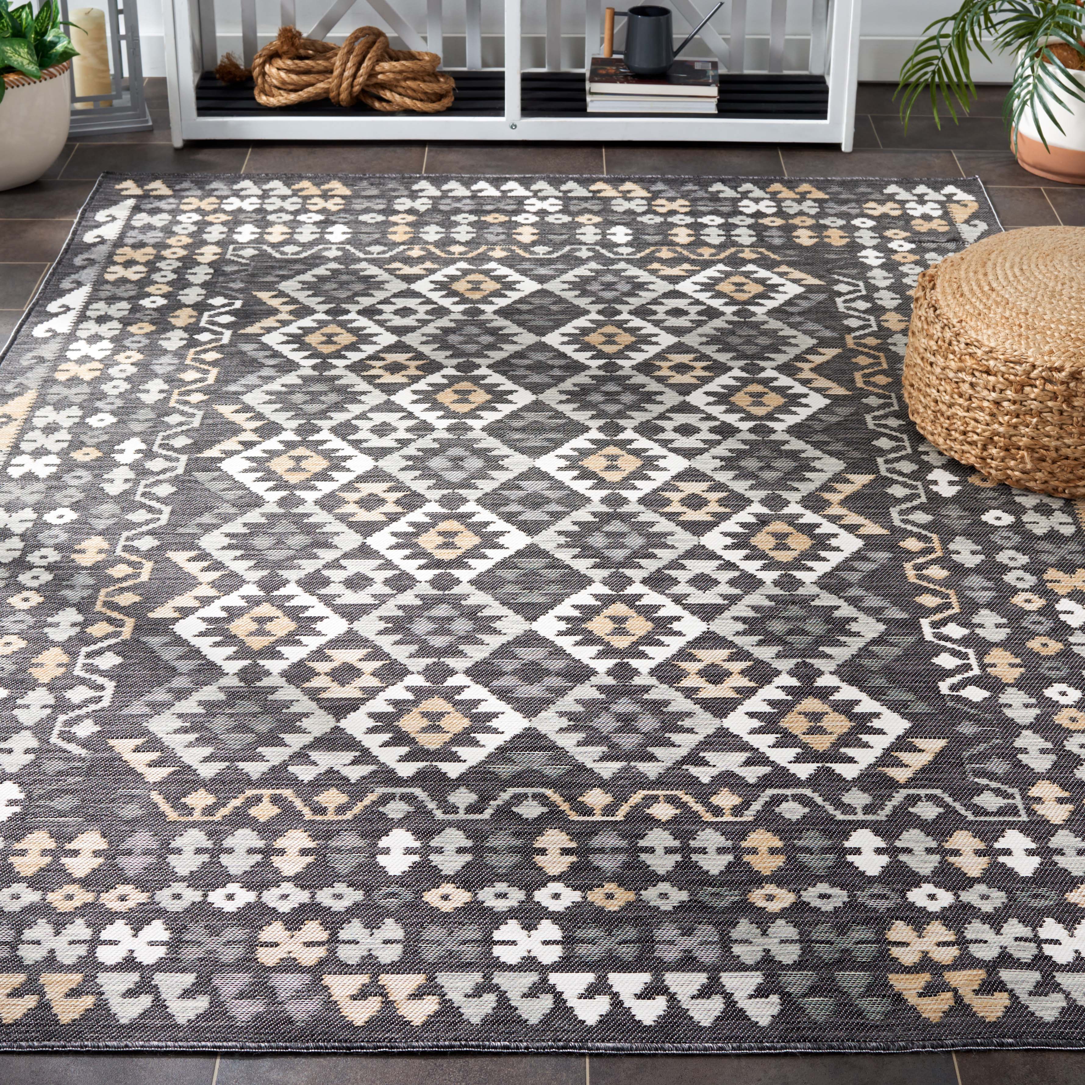 Safavieh Sunrise 622 Rug, SUN622 - Ivory / Beige Black