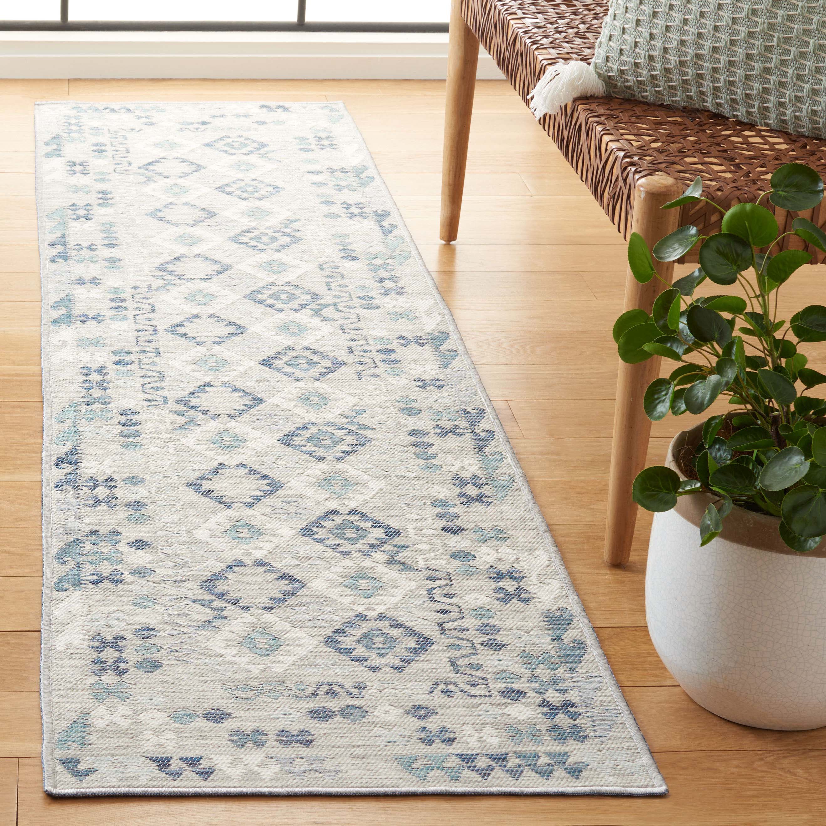 Safavieh Sunrise 622 Rug, SUN622 - Grey / Blue Ivory