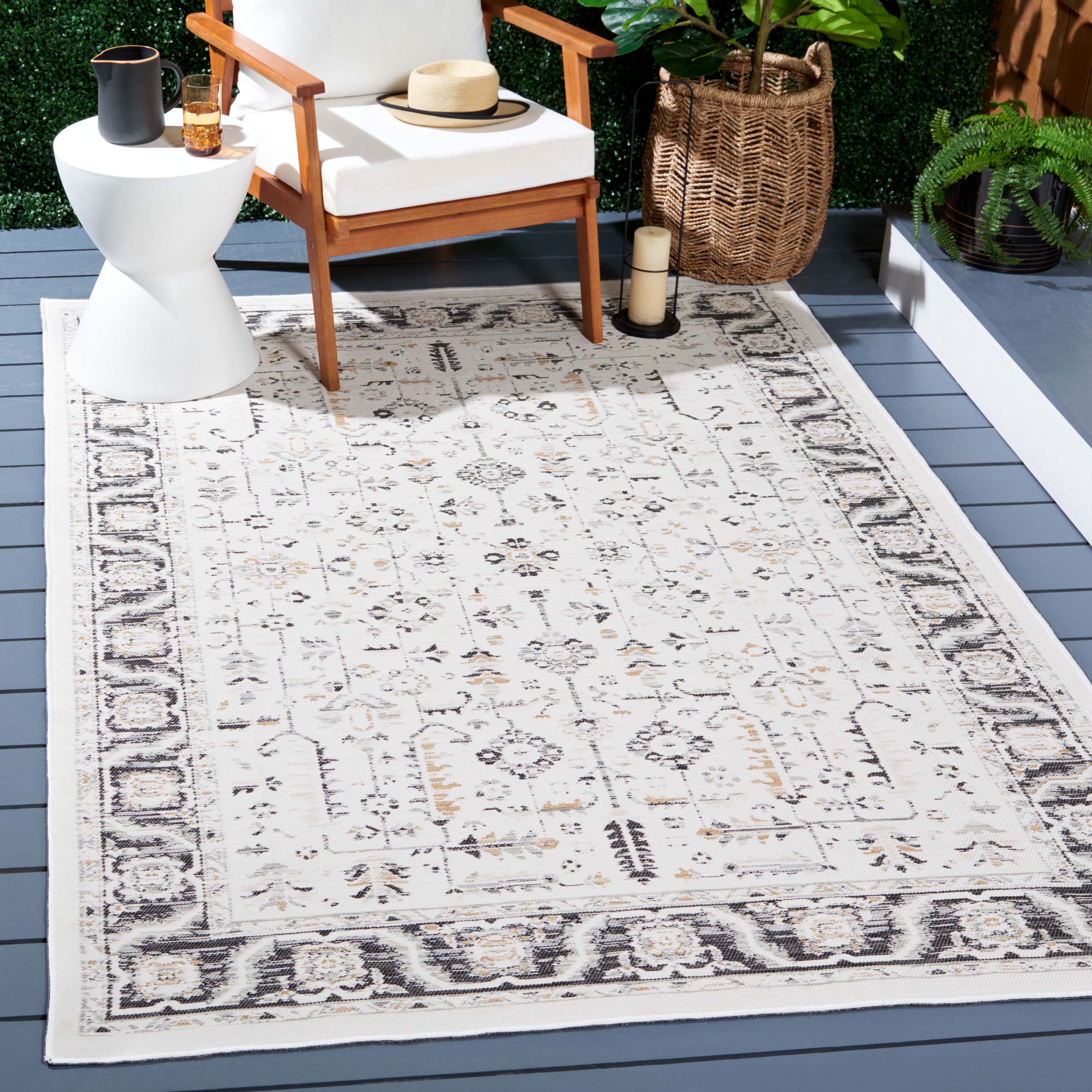 Safavieh Sunrise 627 Rug, SUN627 - Ivory / Grey Black
