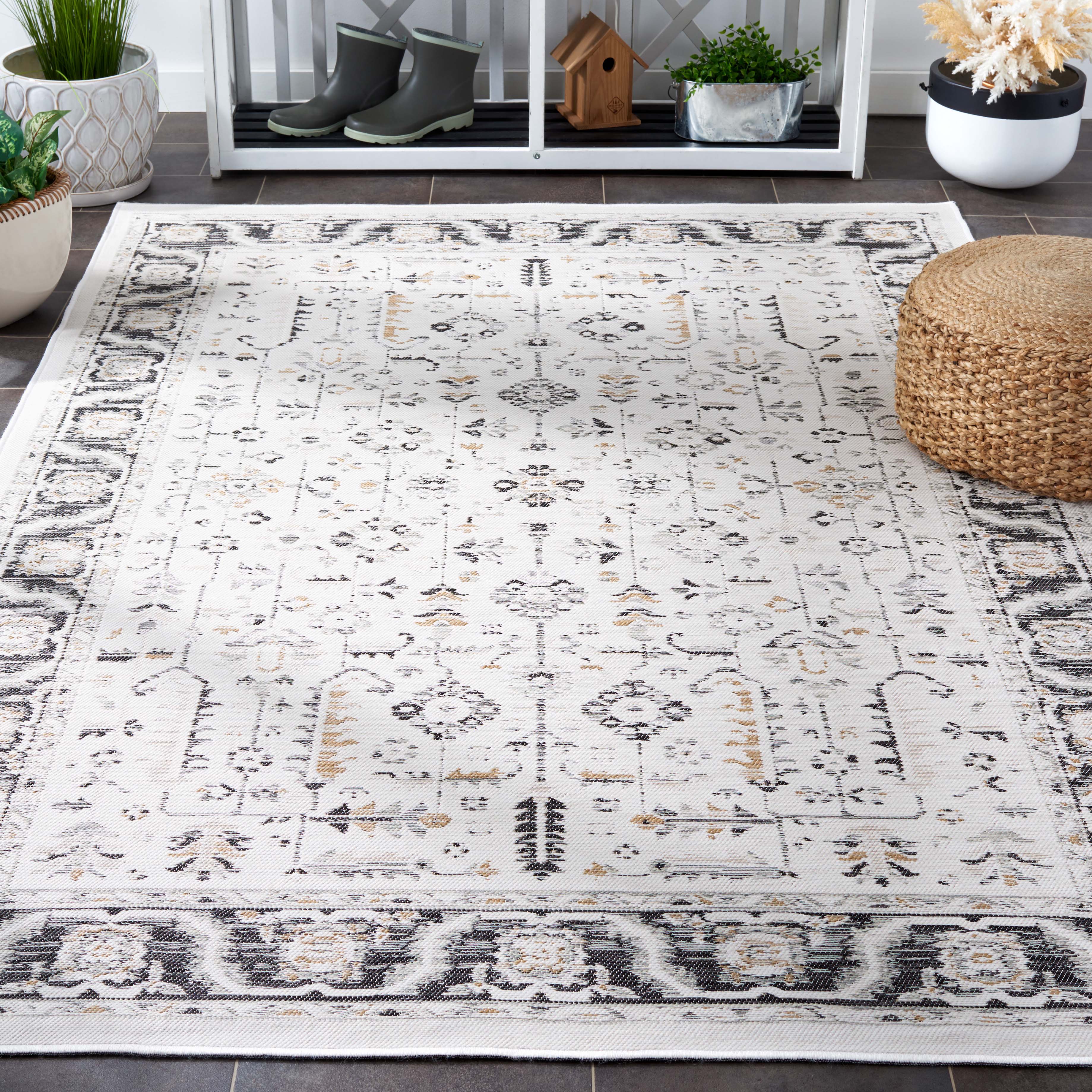 Safavieh Sunrise 627 Rug, SUN627 - Ivory / Grey Black