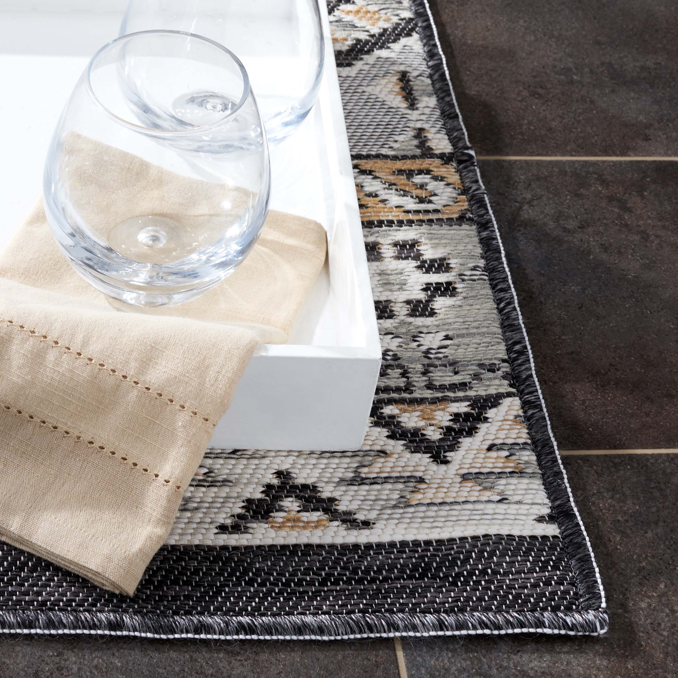 Safavieh Sunrise 629 Rug, SUN629 - Grey / Beige Black