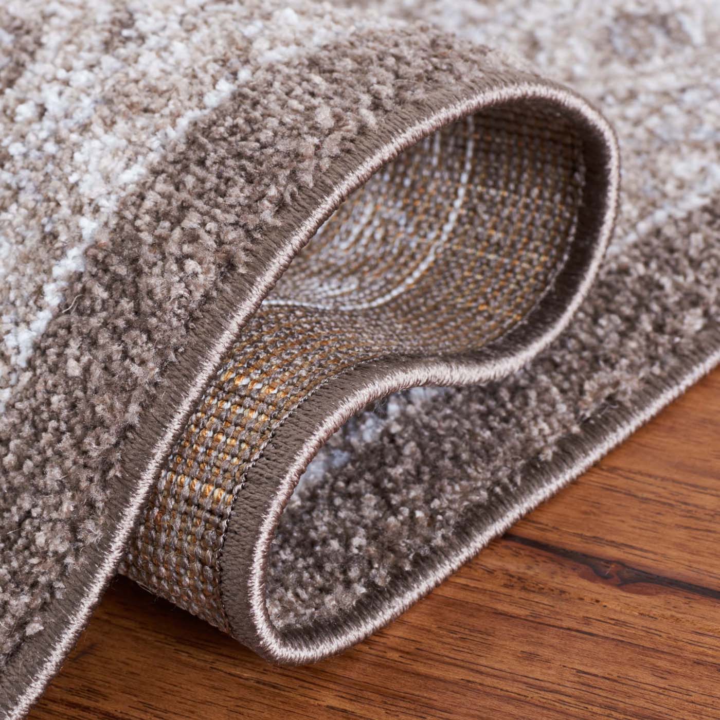 Safavie Toscana 658 Rug, TOS658 - Ivory / Brown