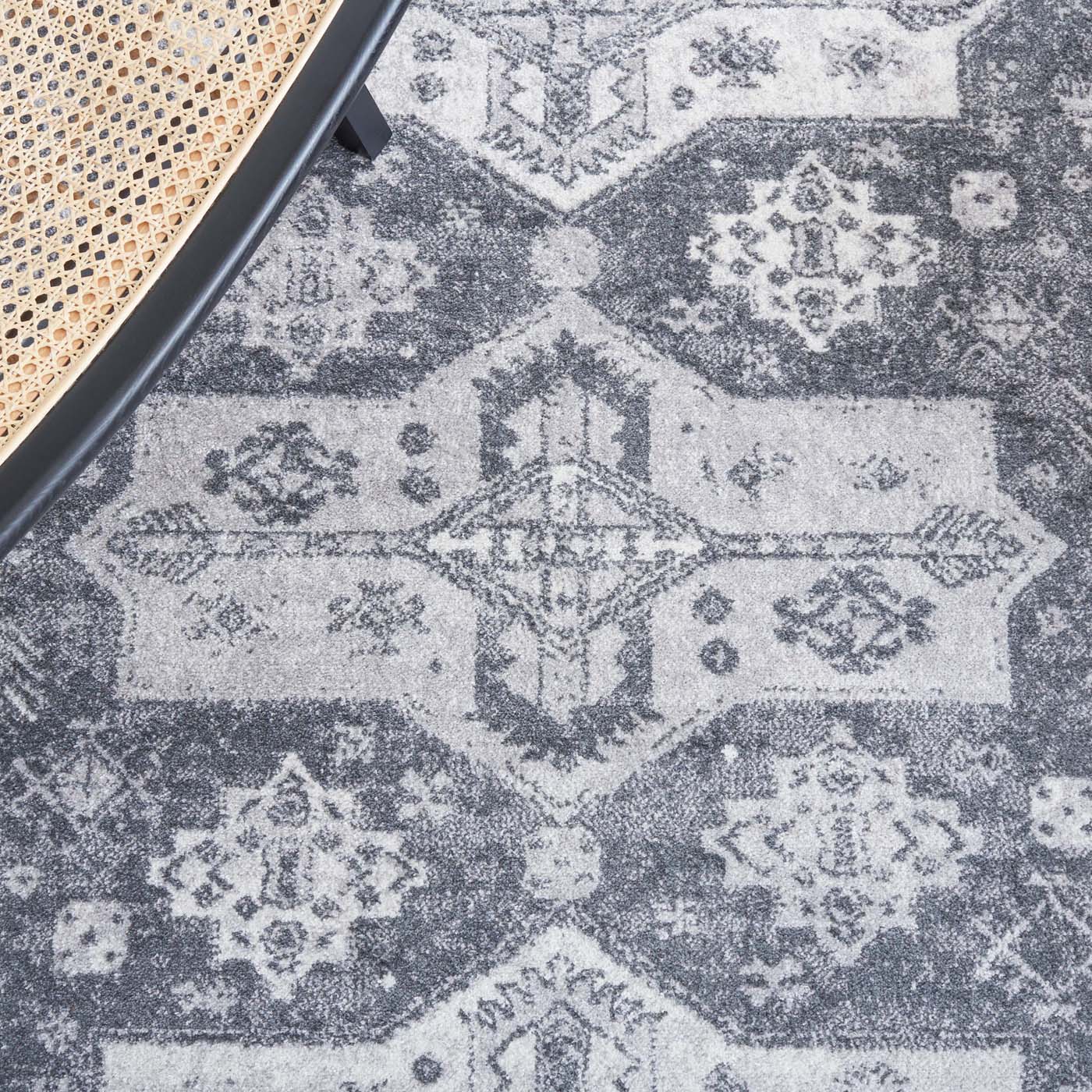 Safavie Toscana 660 Rug, TOS660 - Grey / Dark Grey