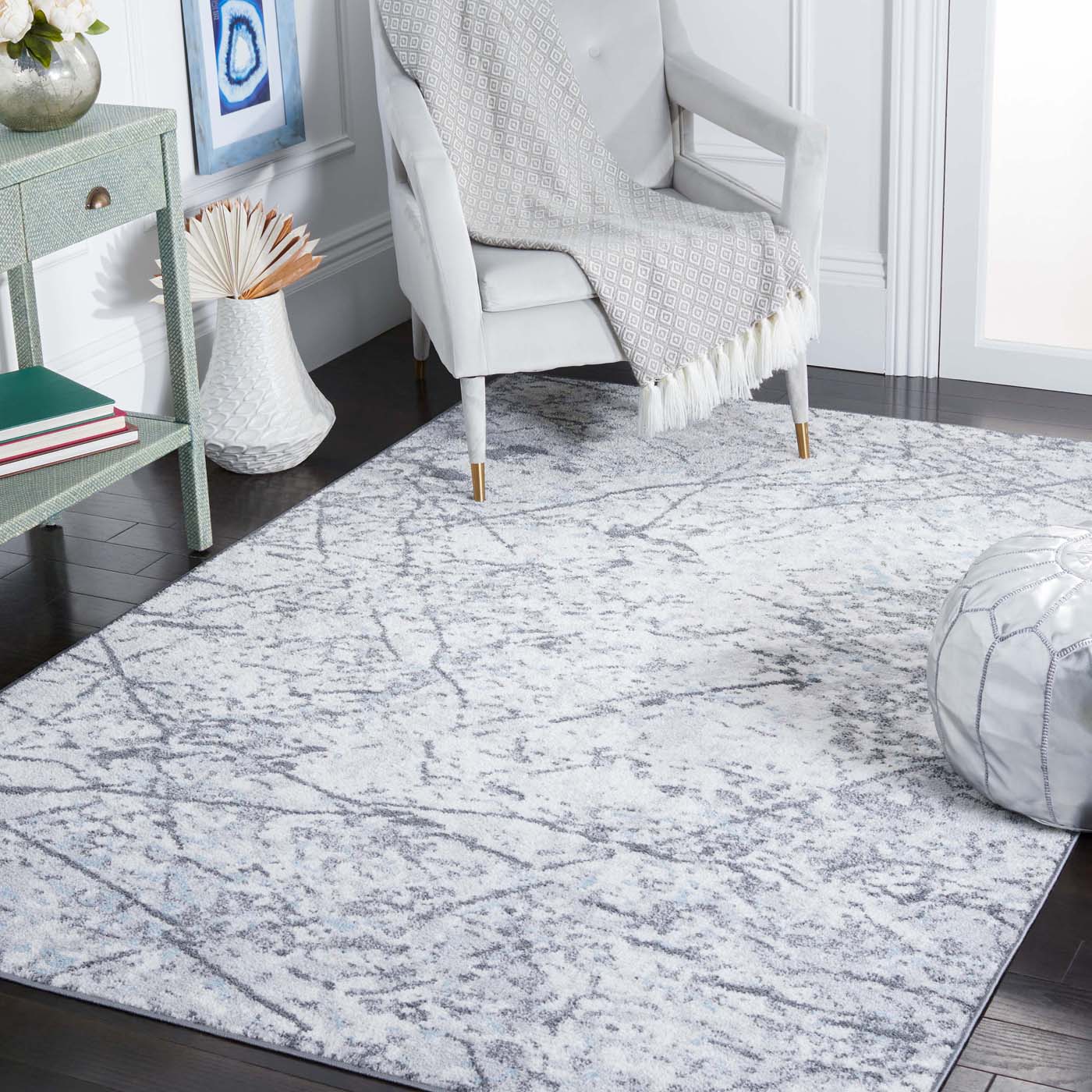 Safavie Toscana 686 Rug, TOS686 - Grey / Ivory