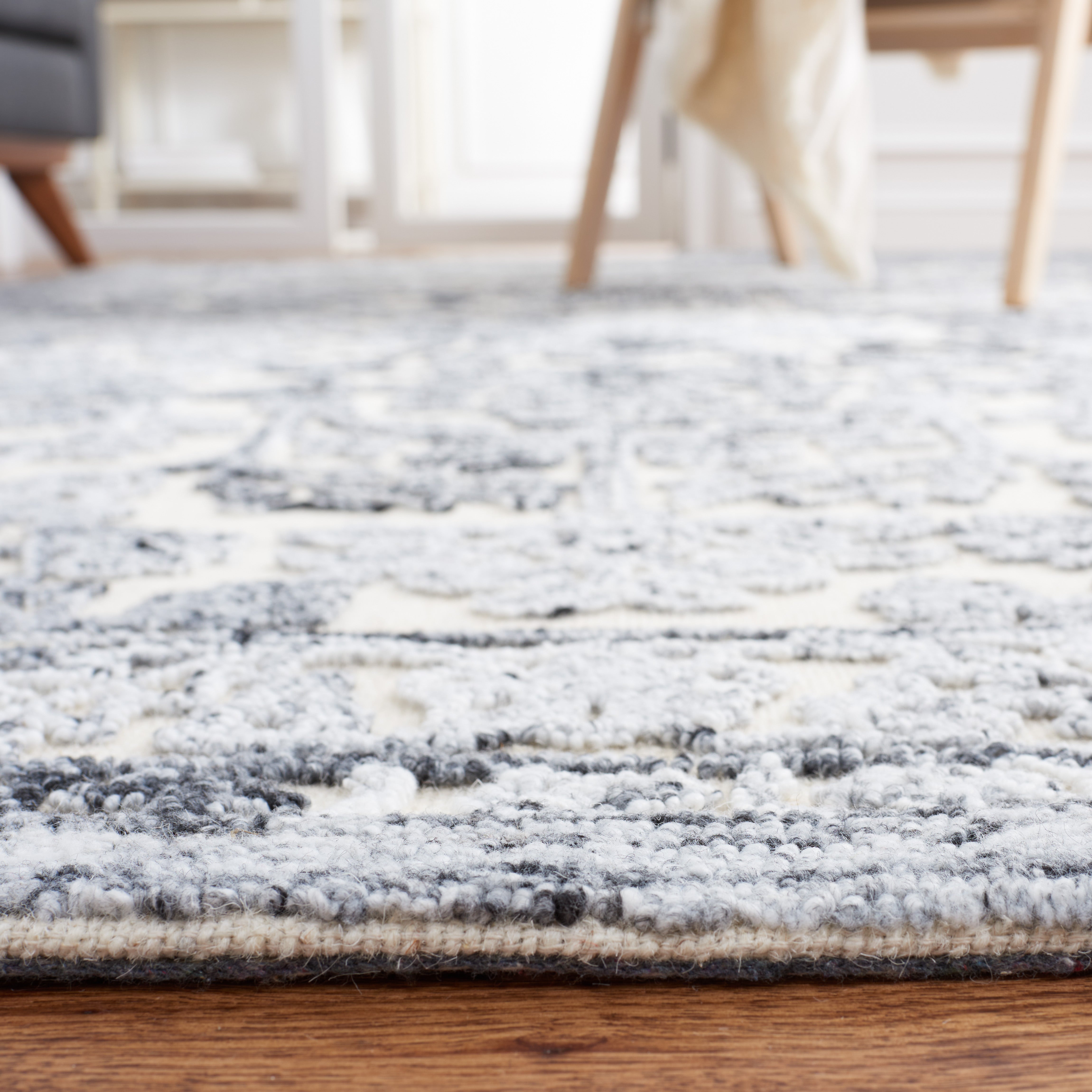 Safavieh Trace 303 Rug, TRC303 - Grey / Ivory