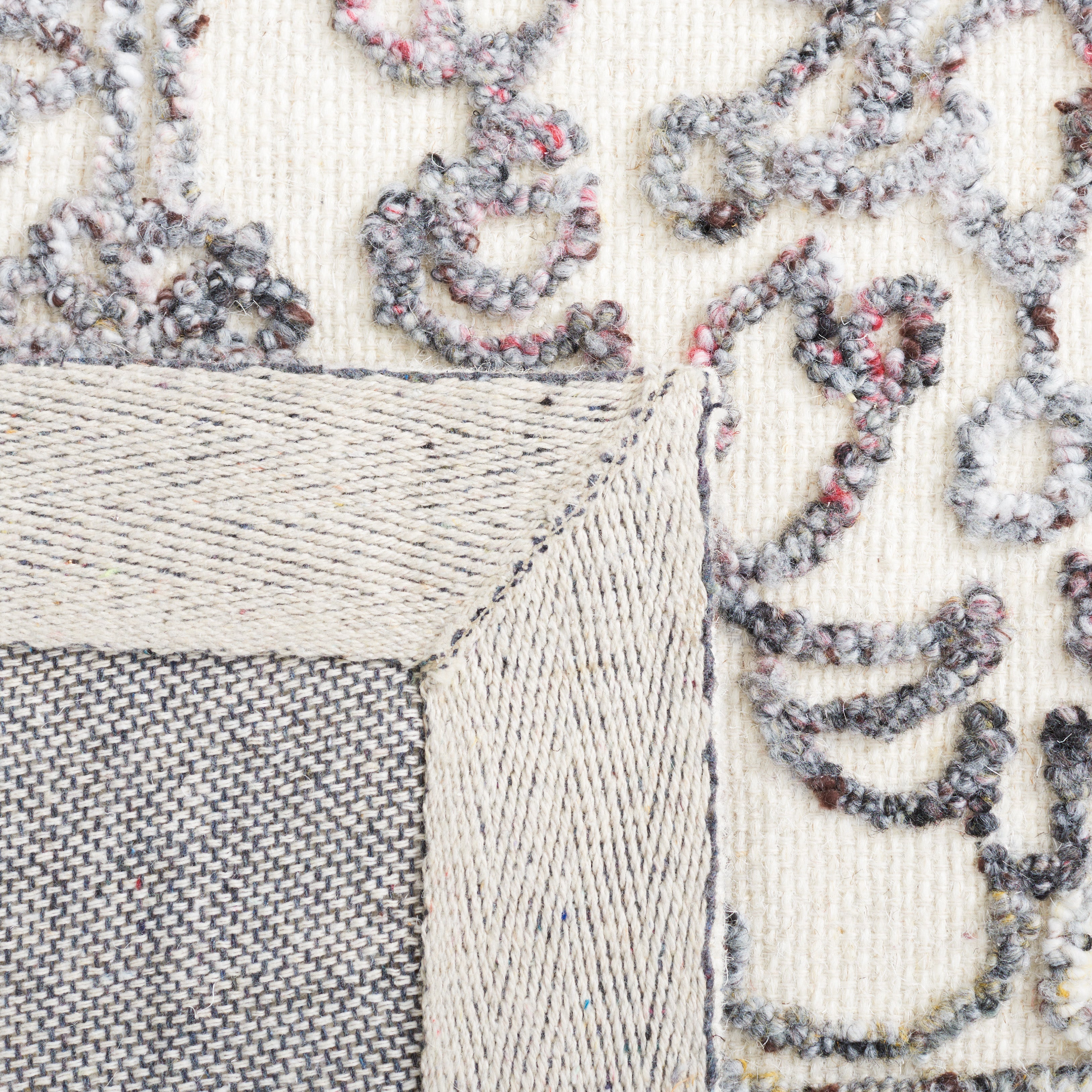 Safavieh Trace 303 Rug, TRC303 - Red / Ivory