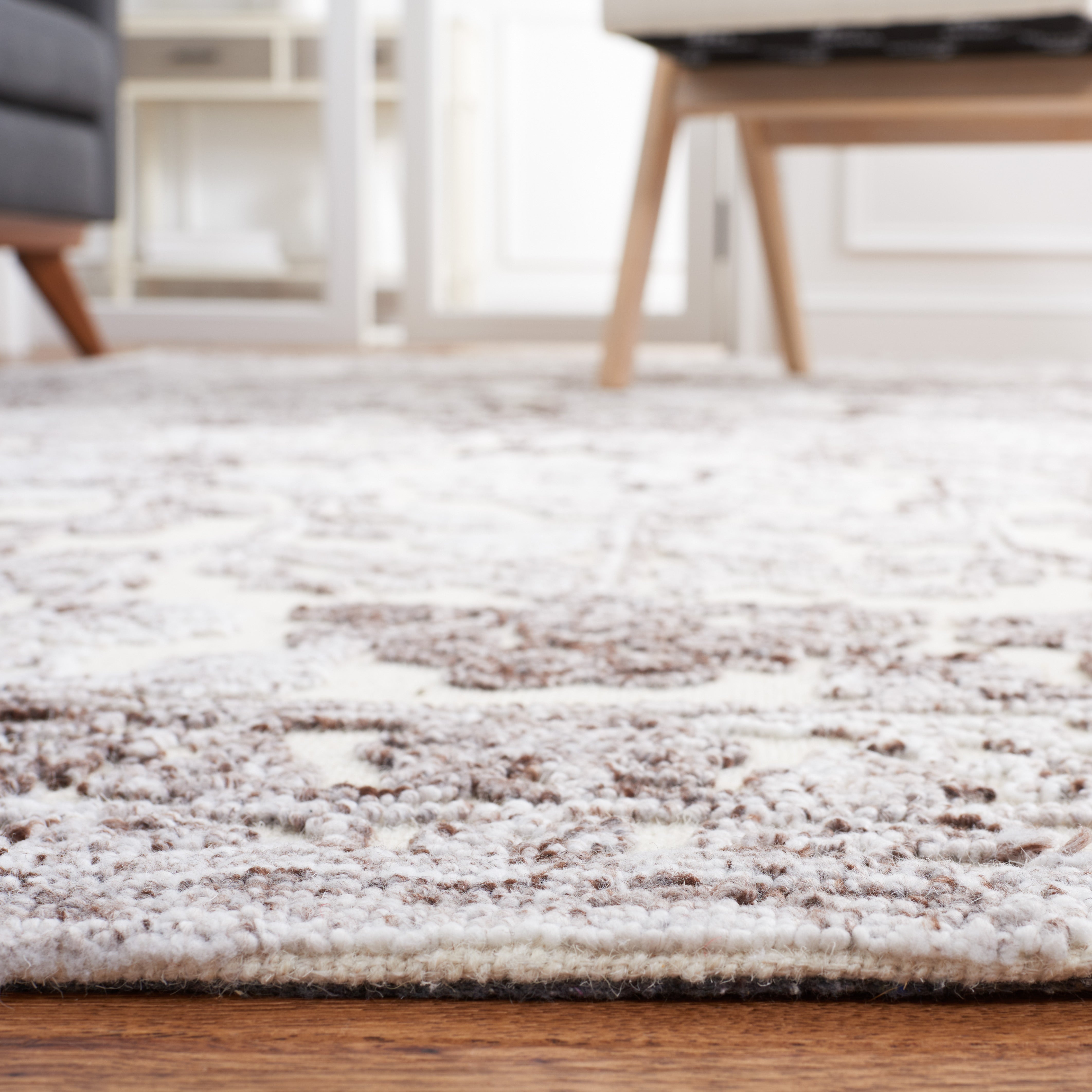 Safavieh Trace 303 Rug, TRC303 - Brown / Ivory