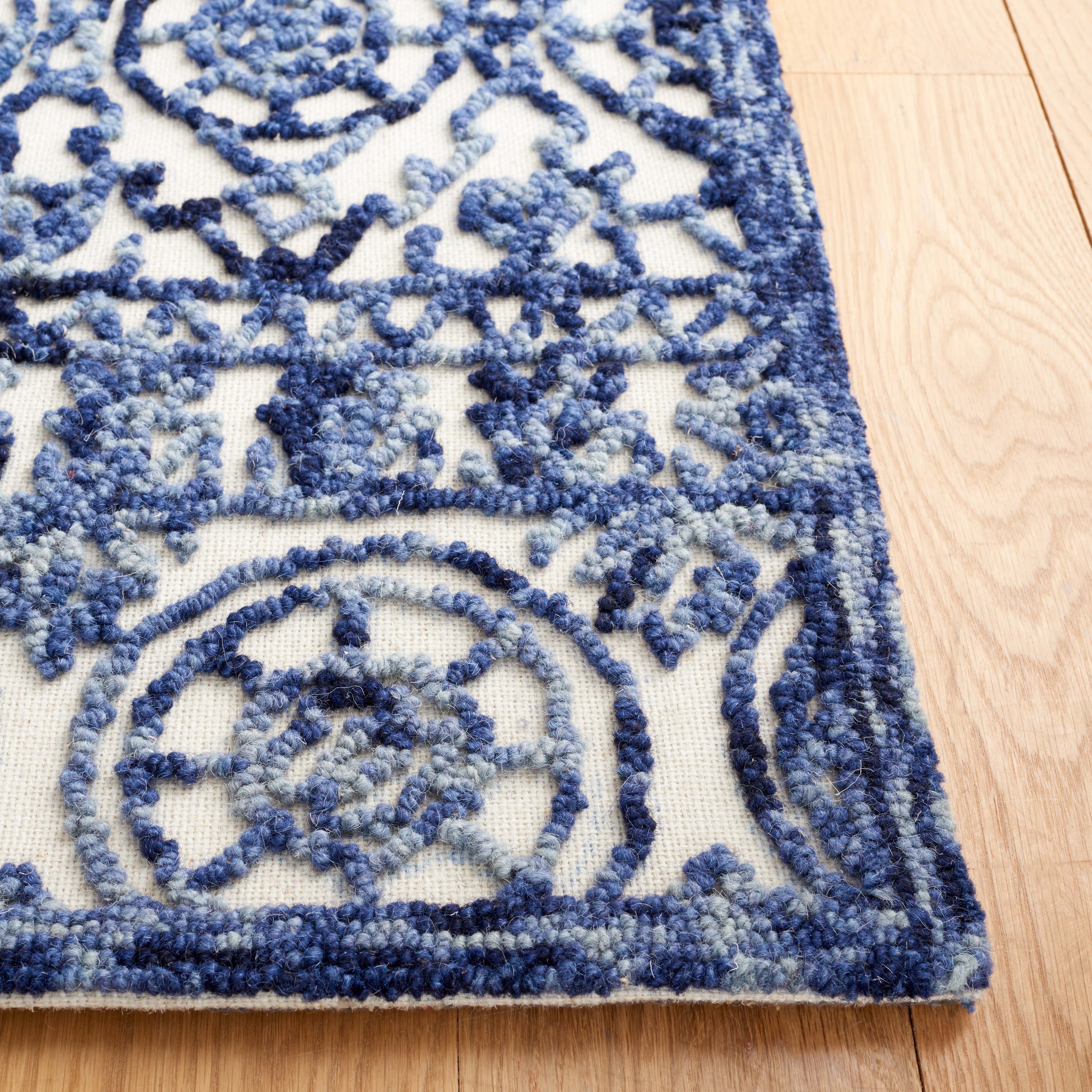 Safavieh Trace 701 Rug, TRC701 - Navy / Ivory