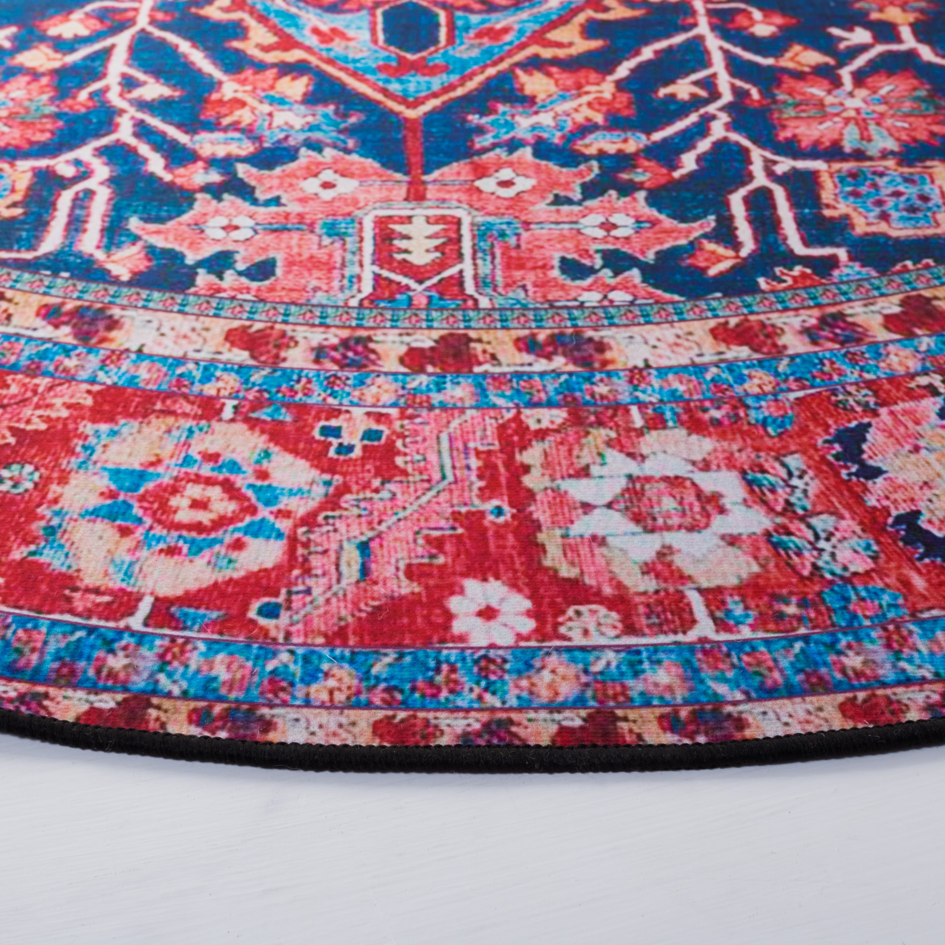 Safavieh Tucson 121 Rug, TSN121 - Navy / Red