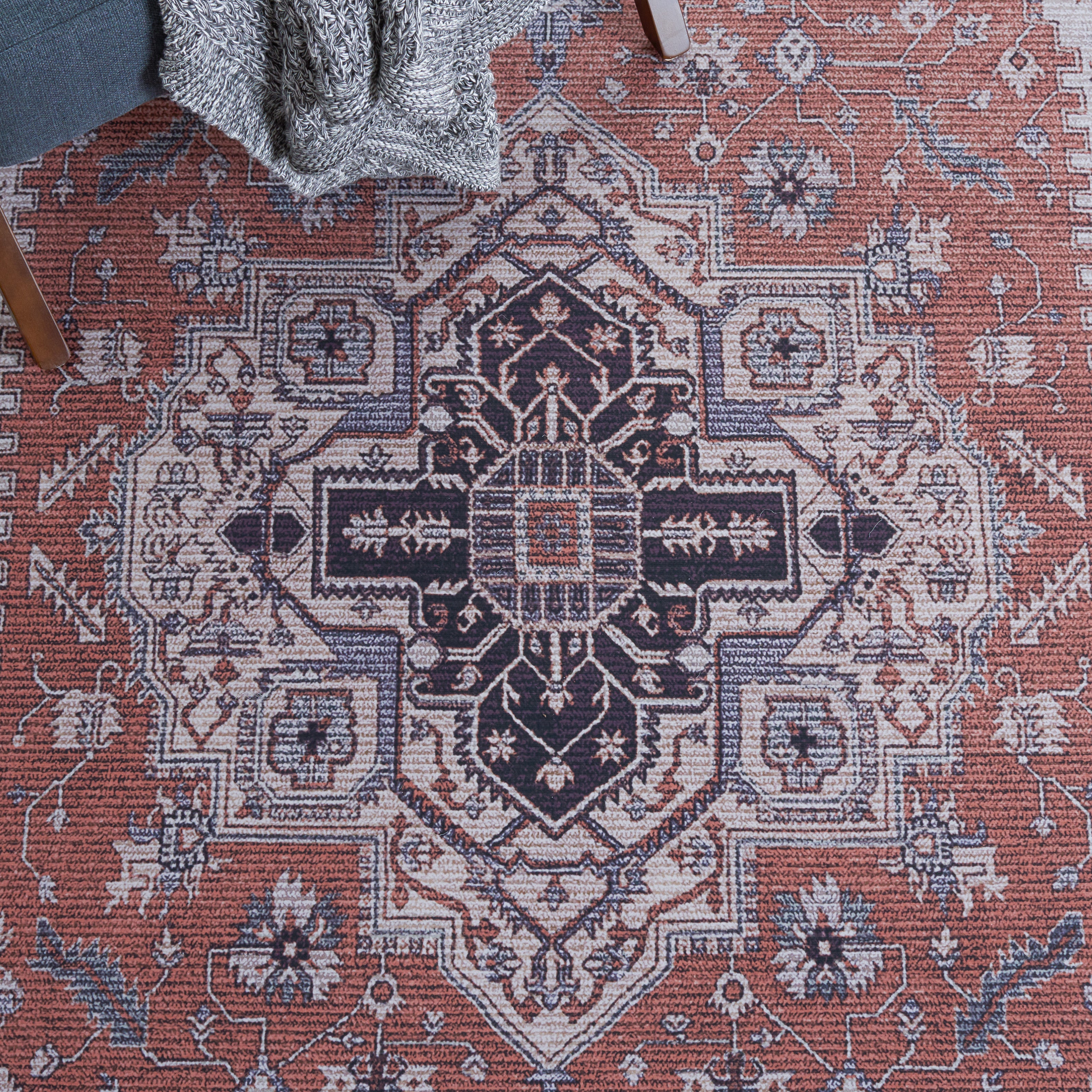 Safavieh Tucson 128 Rug, TSN128 - Rust / Navy