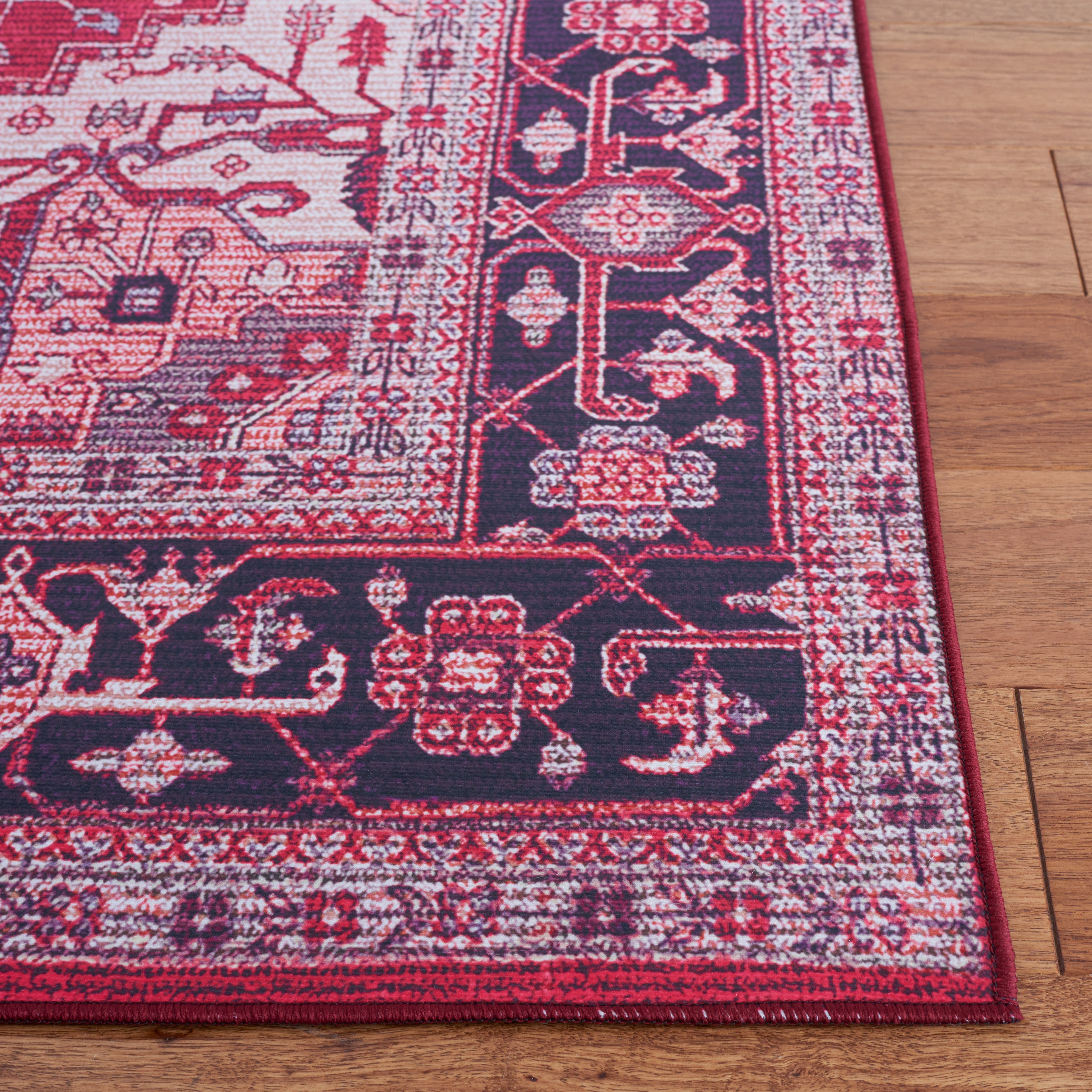 Safavieh Tucson 128 Rug, TSN128 - Red / Navy