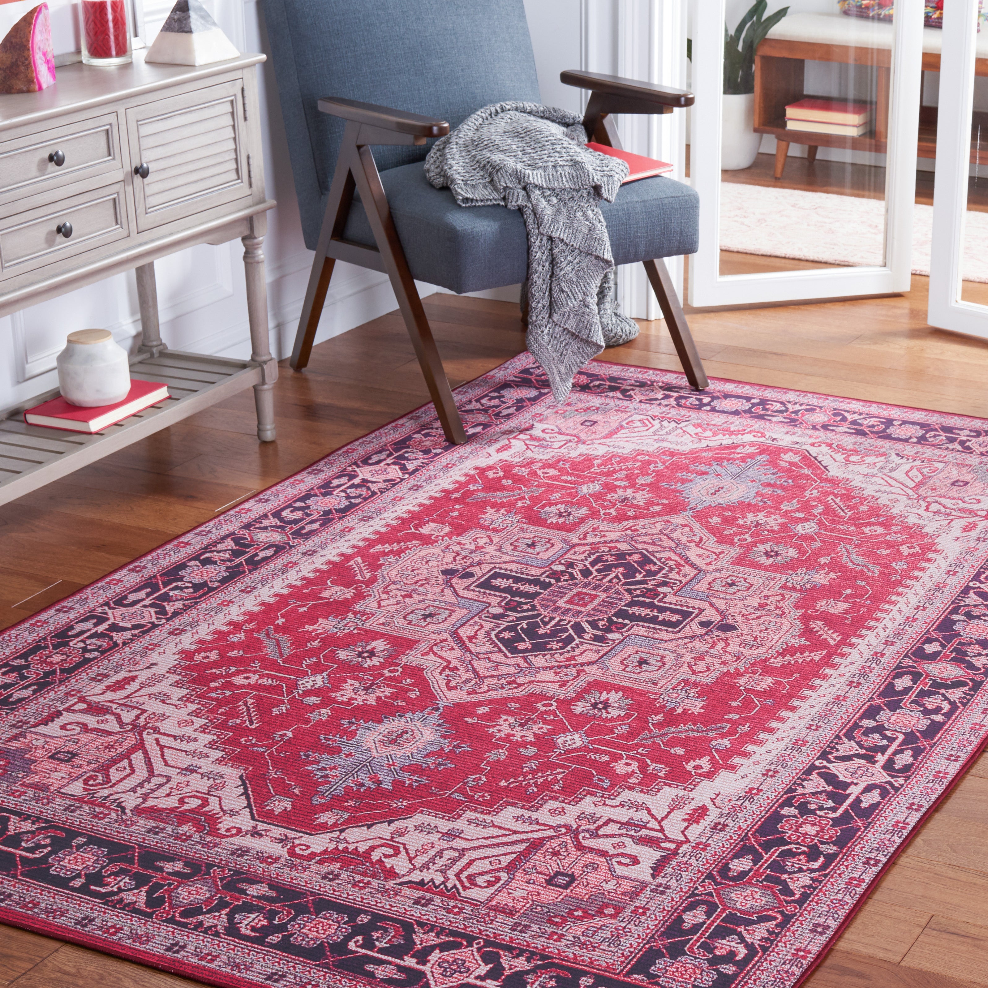 Safavieh Tucson 128 Rug, TSN128 - Red / Navy