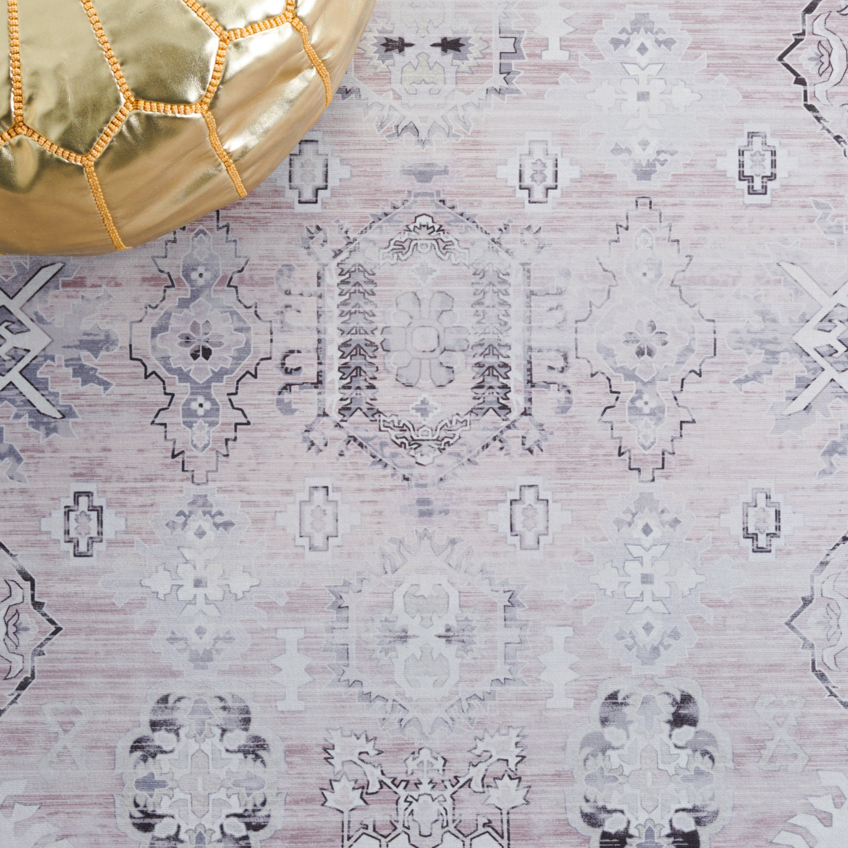 Safavieh Tucson 133 Rug, TSN133 - Pink / Beige