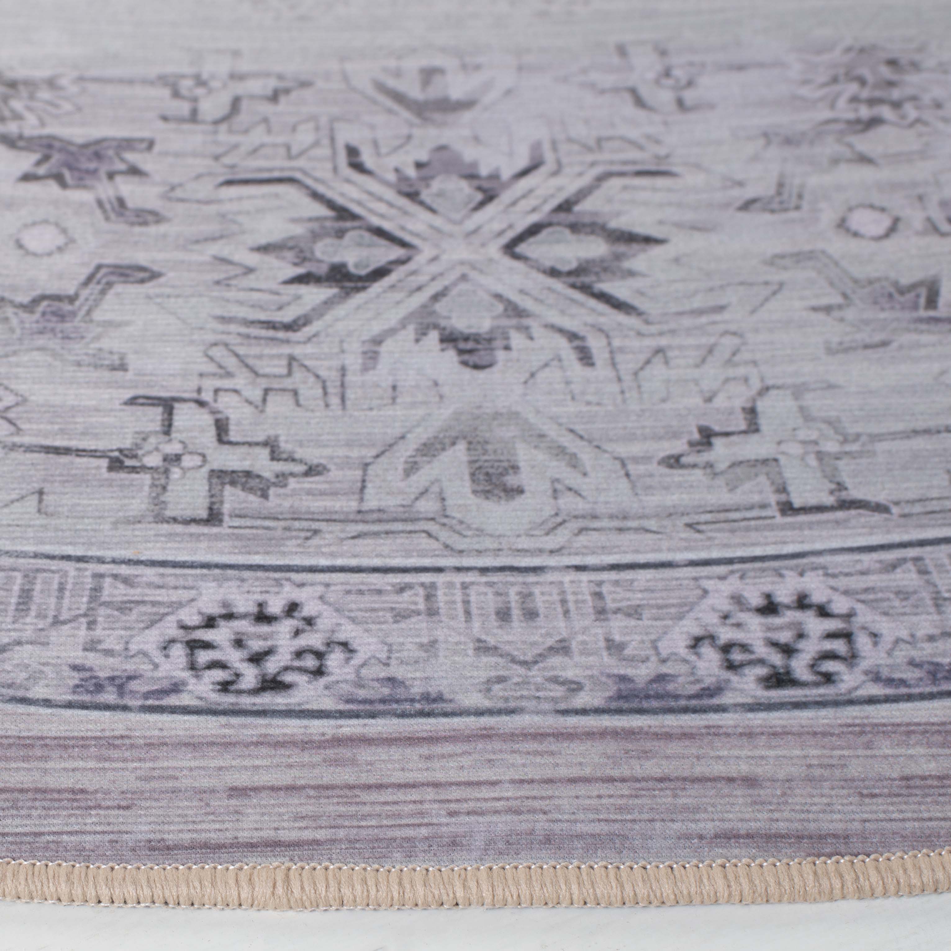 Safavieh Tucson 133 Rug, TSN133 - Pink / Beige