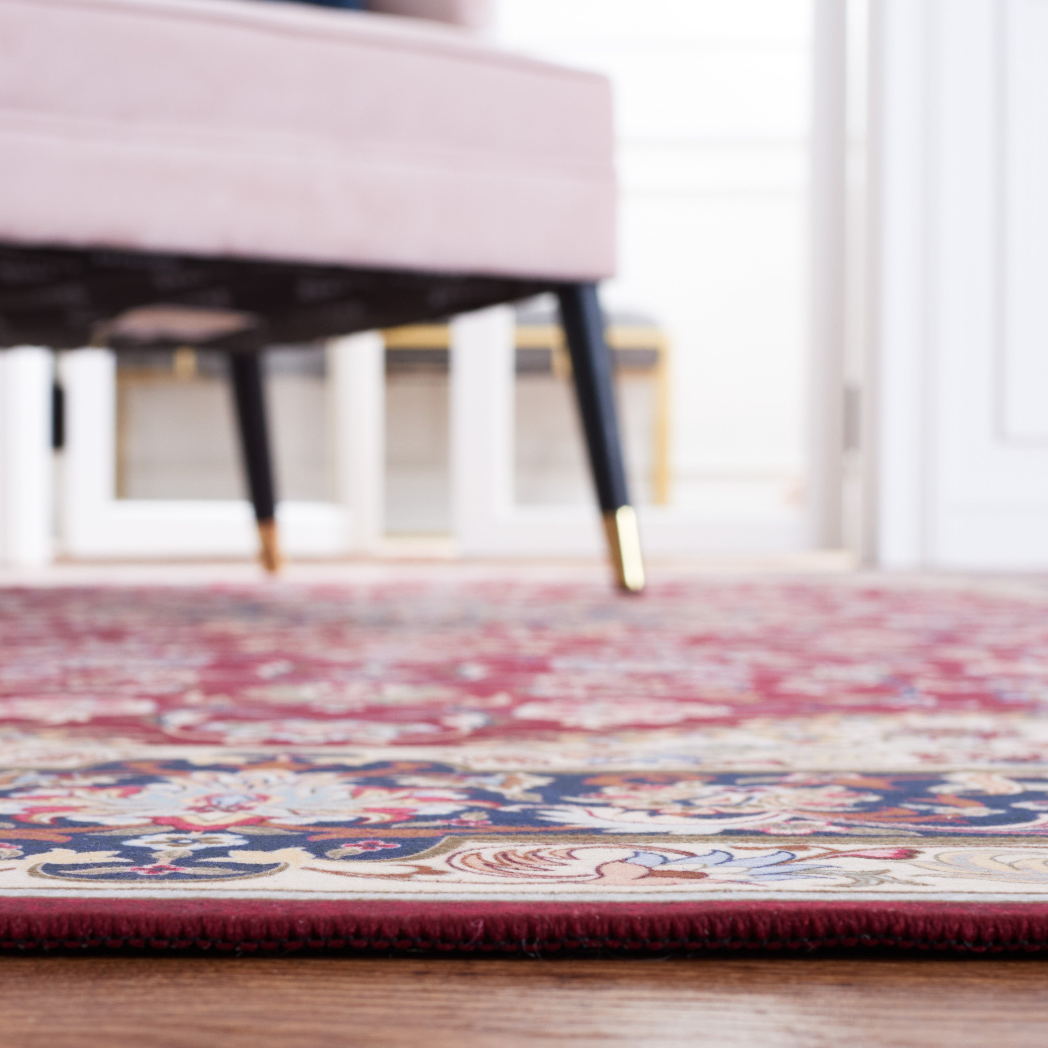 Safavieh Tucson 135 Rug, TSN135 - Red / Navy