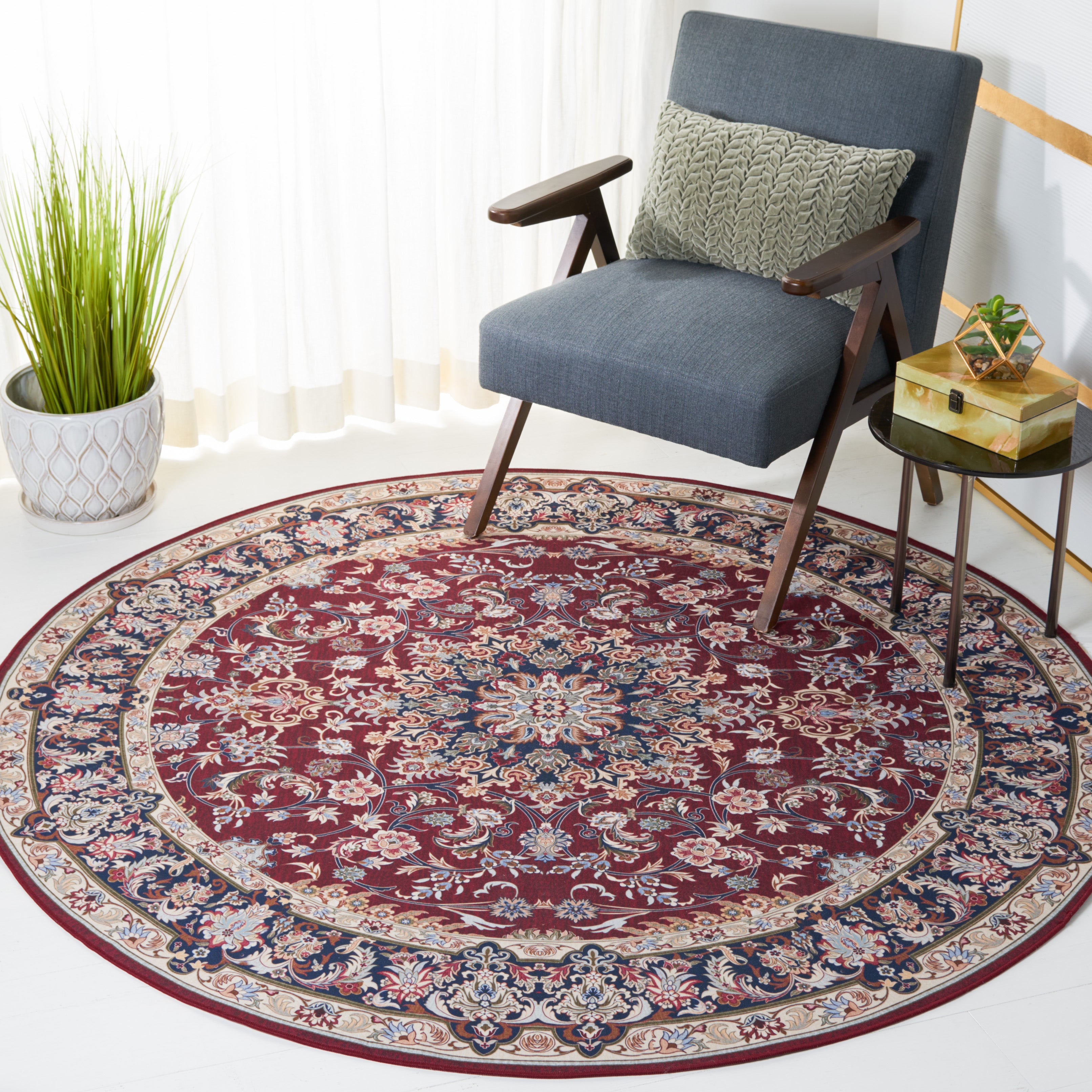 Safavieh Tucson 135 Rug, TSN135 - Red / Navy