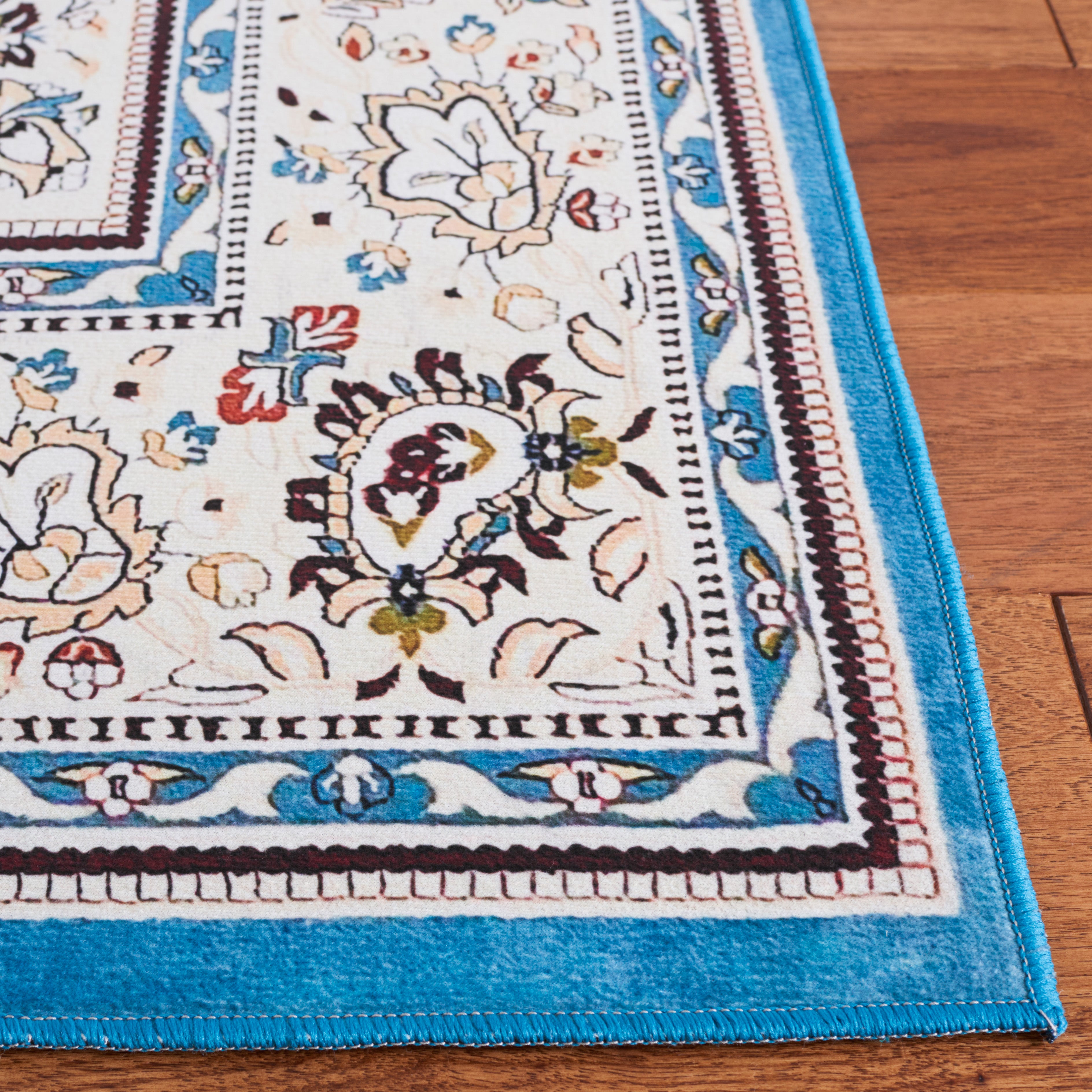 Safavieh Tucson 136 Rug, TSN136 - Turquoise / Beige