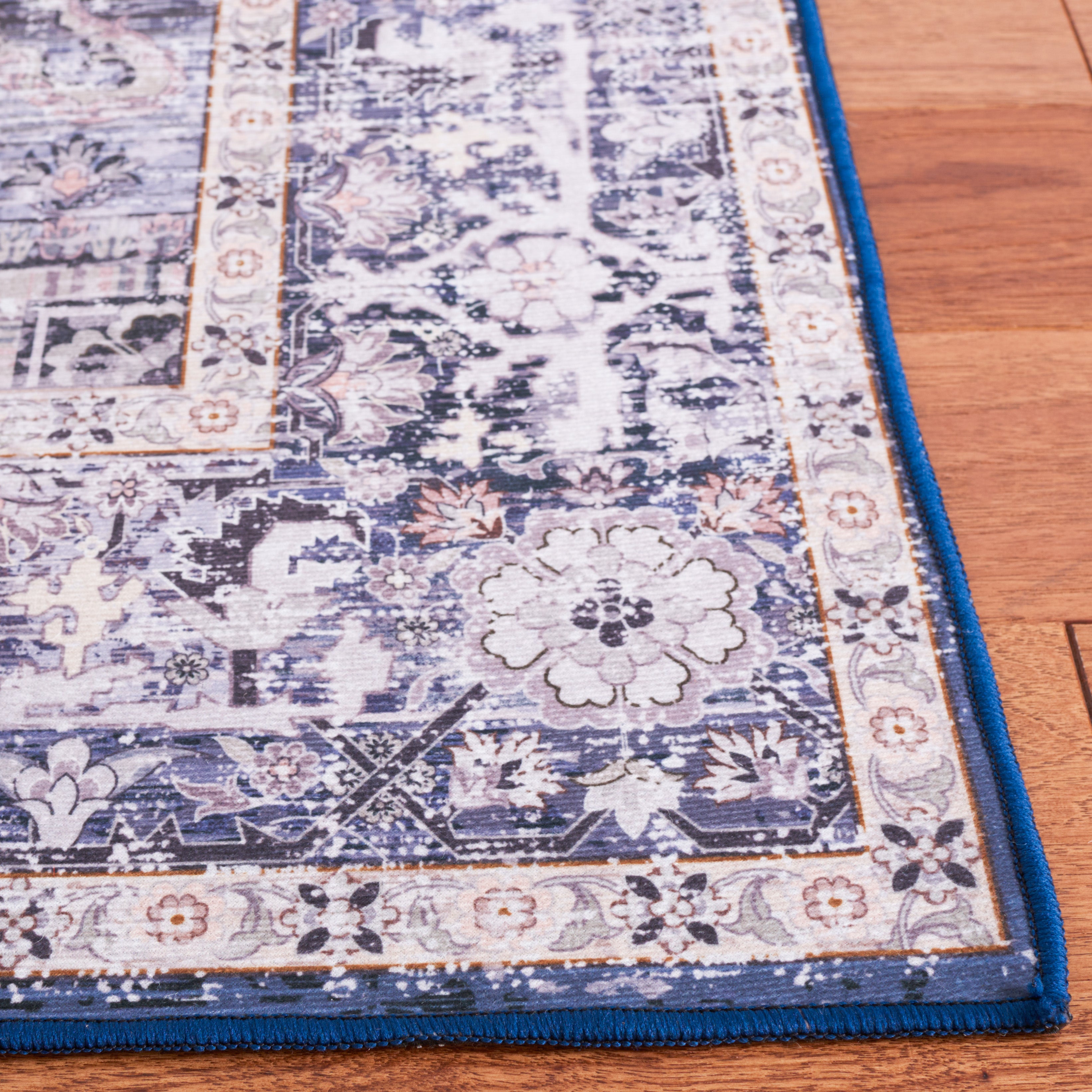 Safavieh Tucson 137 Rug, TSN137 - Blue / Charcoal