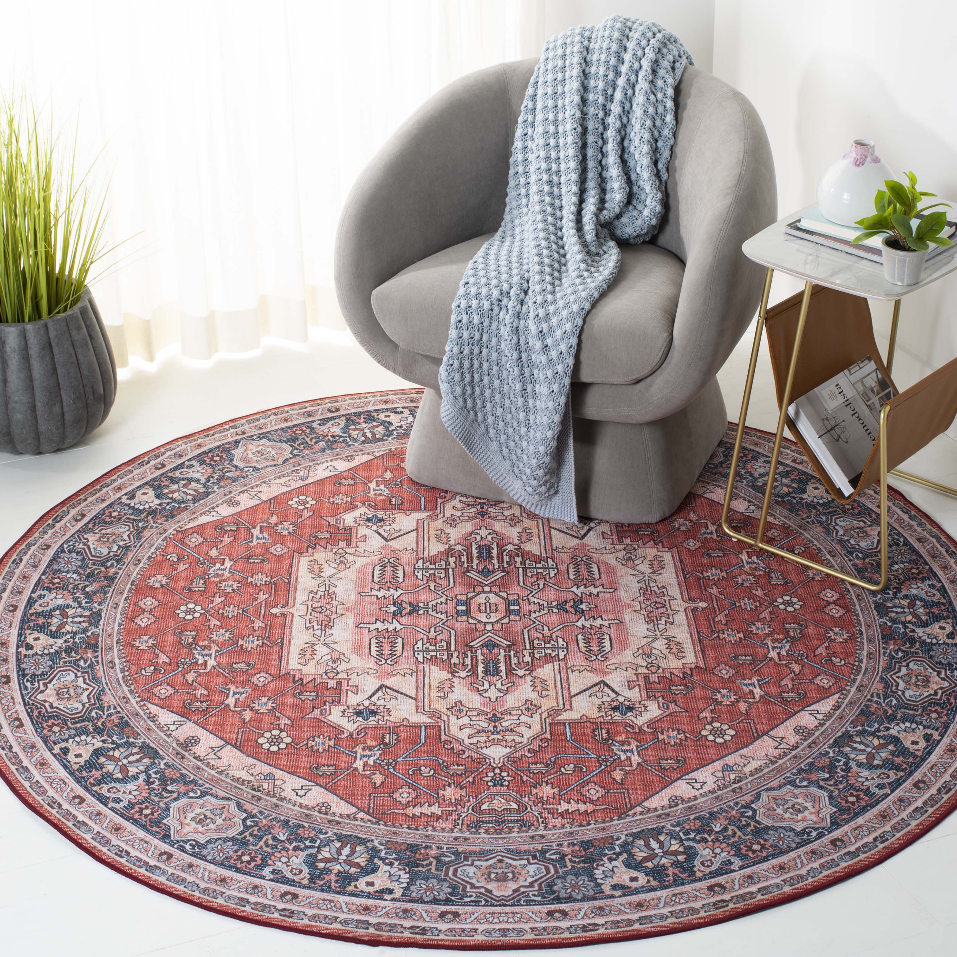Safavieh Tucson 139 Rug, TSN139 - Red / Navy