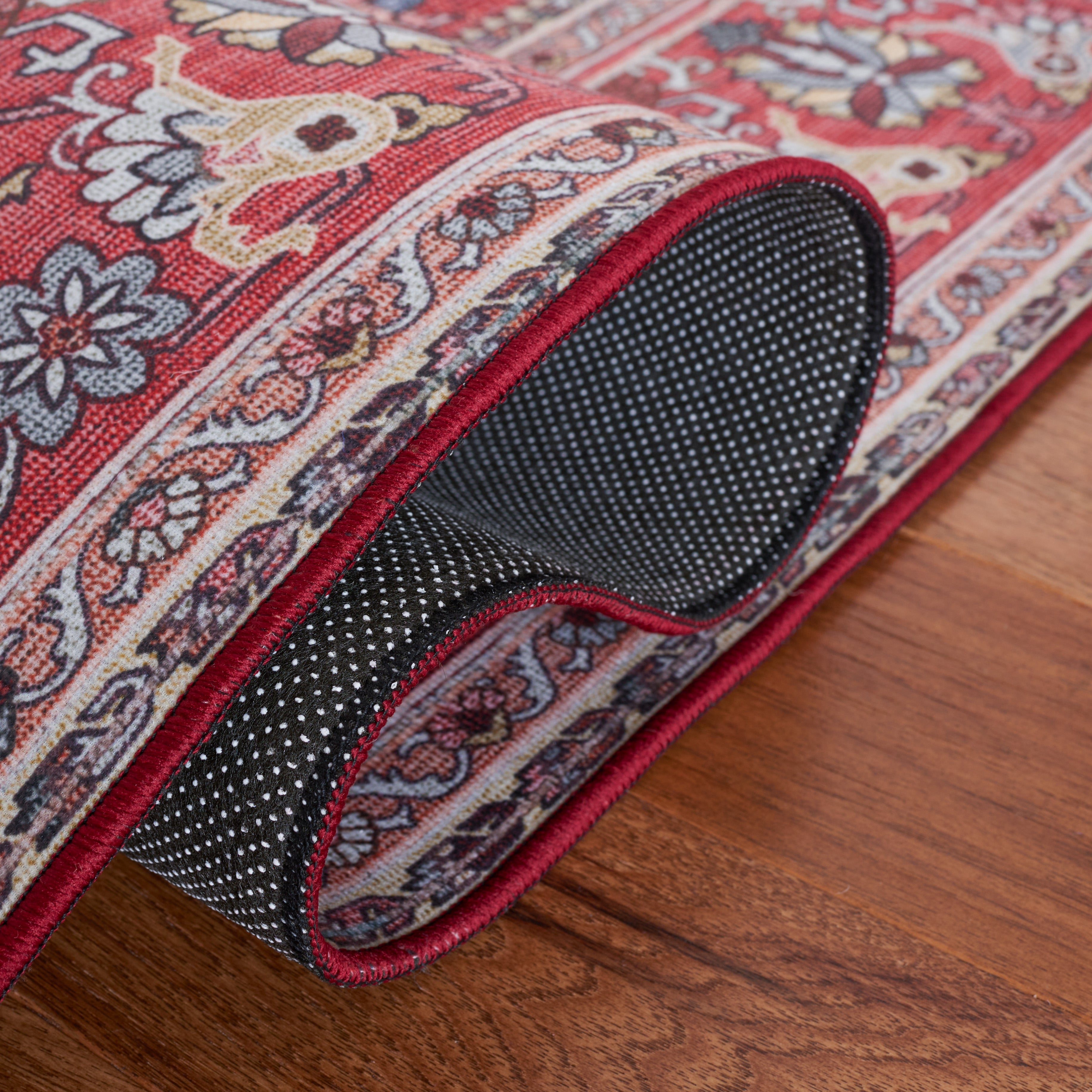 Safavieh Tucson 139 Rug, TSN139 - Red / Pink