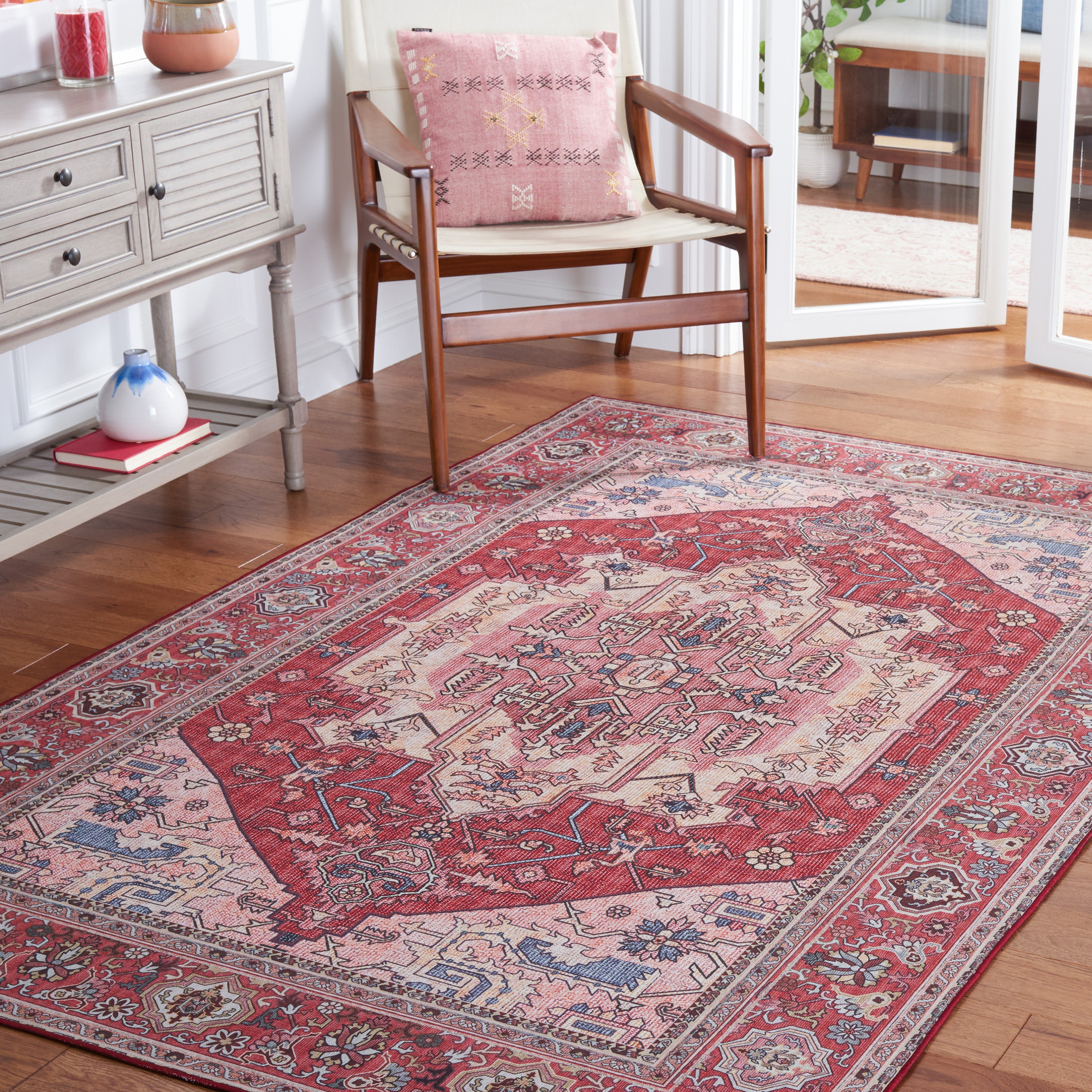 Safavieh Tucson 139 Rug, TSN139 - Red / Pink