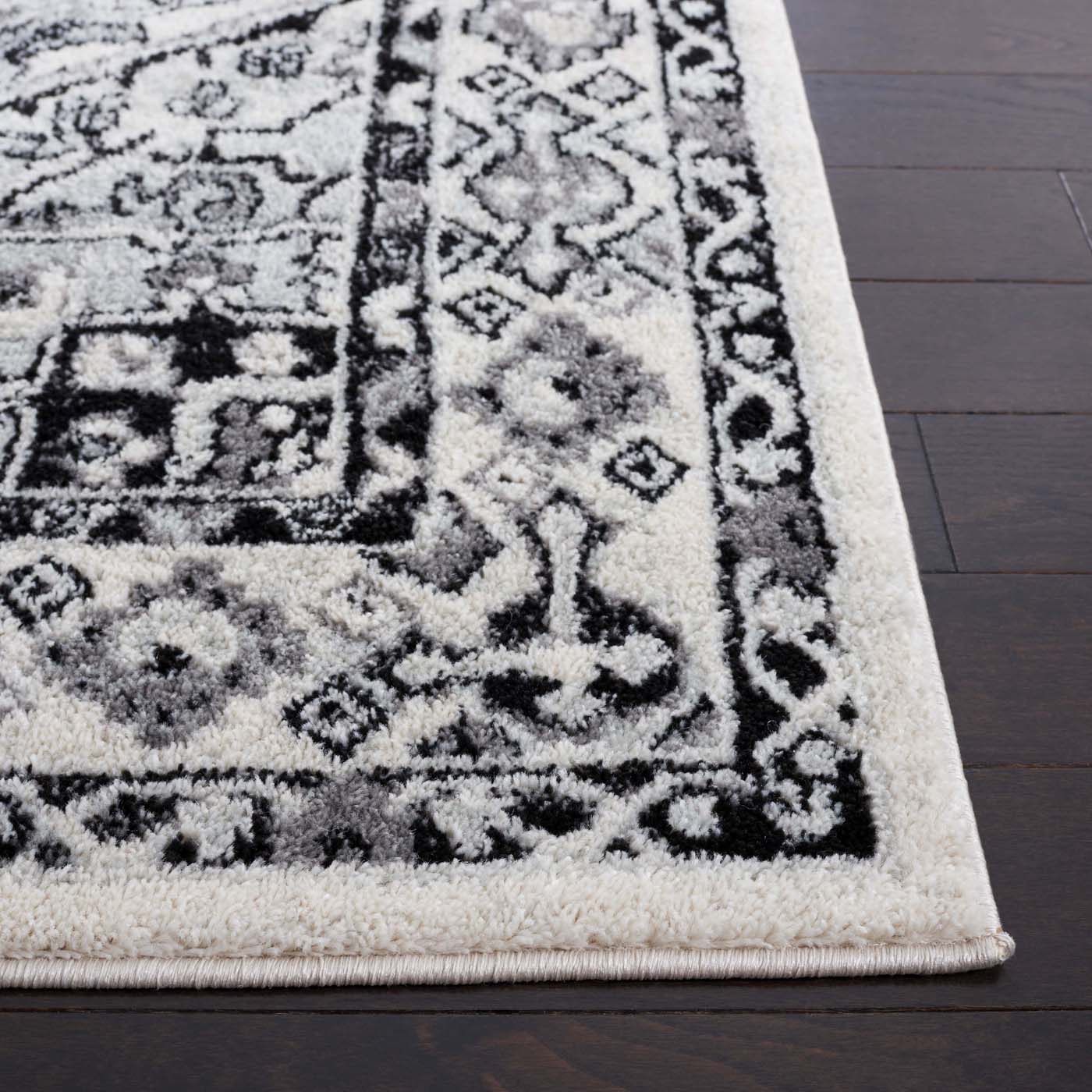 Safavieh Tulum 286 Rug, TUL286 - IVORY / BLACK