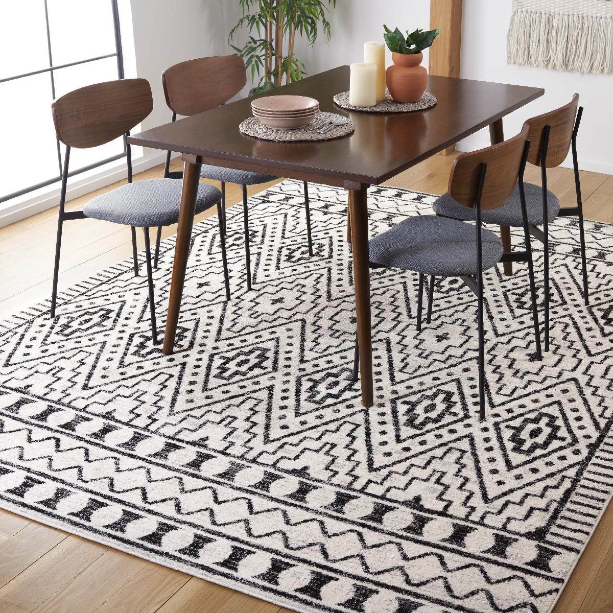 Safavieh Tulum 648 Rug, TUL648 - BLACK / IVORY