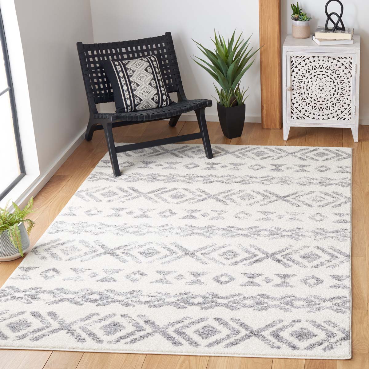 Safavieh Tulum 653 Rug, TUL653 - IVORY / GREY