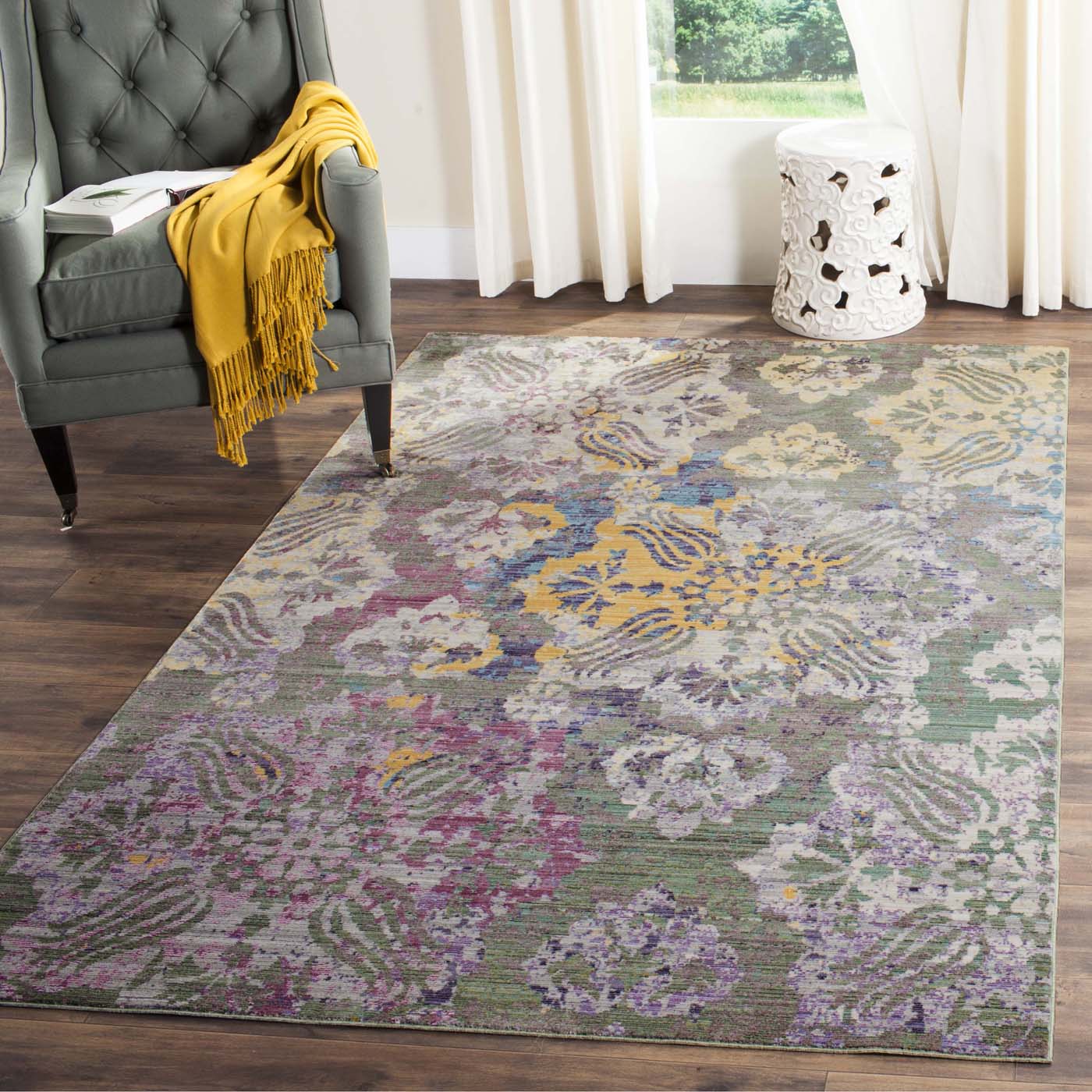 Safavieh Valencia 215 Rug, VAL215 - Multi