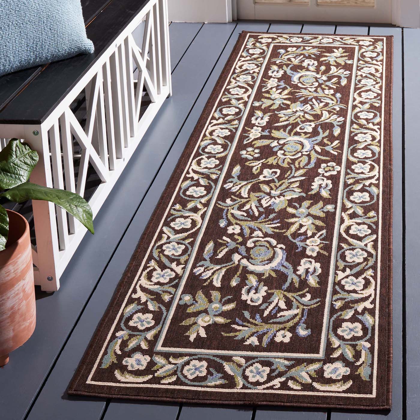 Safavieh Veranda 011 Rug, VER011 - Chocolate / Aqua
