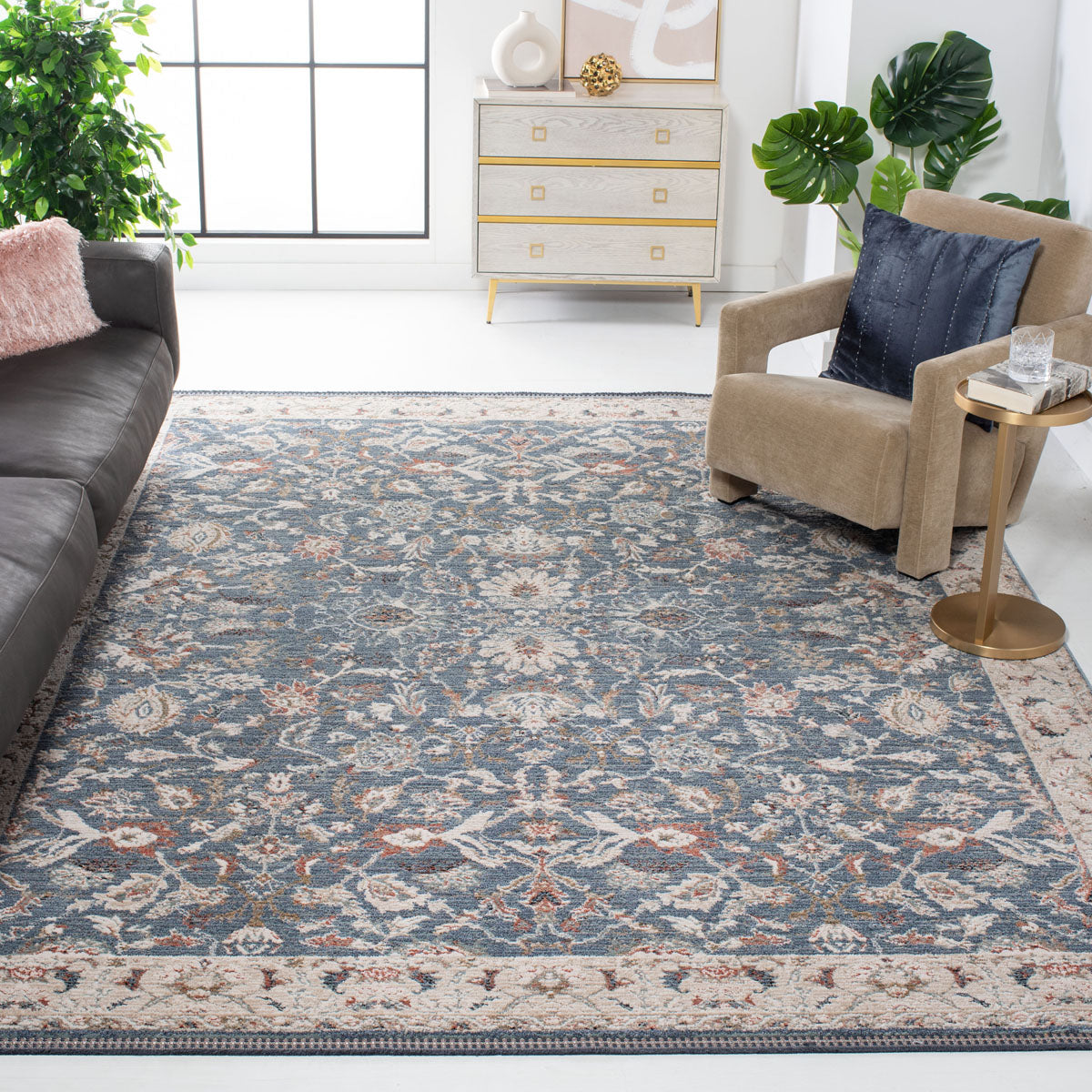 Safavieh Vivaldi 516 Rug, VIV516 - Blue / Ivory