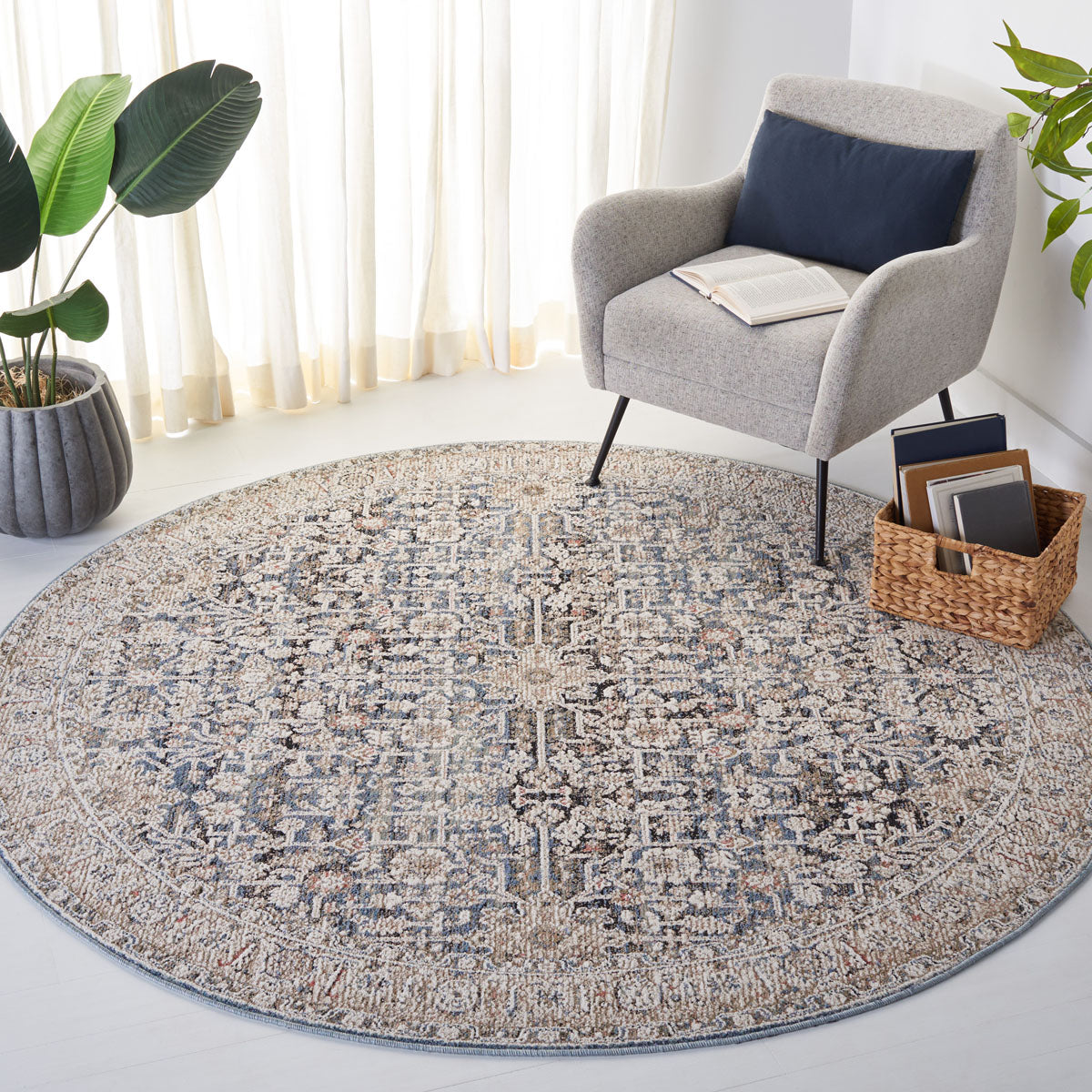 Safavieh Vivaldi 546 Rug, VIV546 - Blue / Ivory