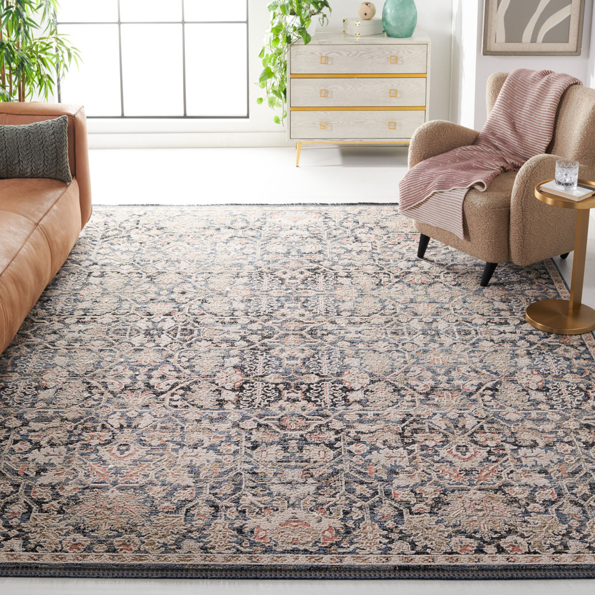 Safavieh Vivaldi 568 Rug, VIV568 - Blue / Ivory