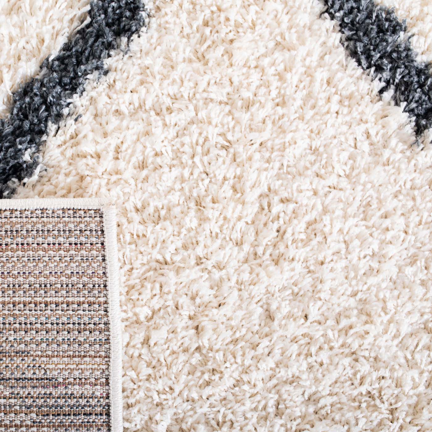 Safavieh Venus Shag 680 Rug, VNS680 - Ivory / Dark Grey