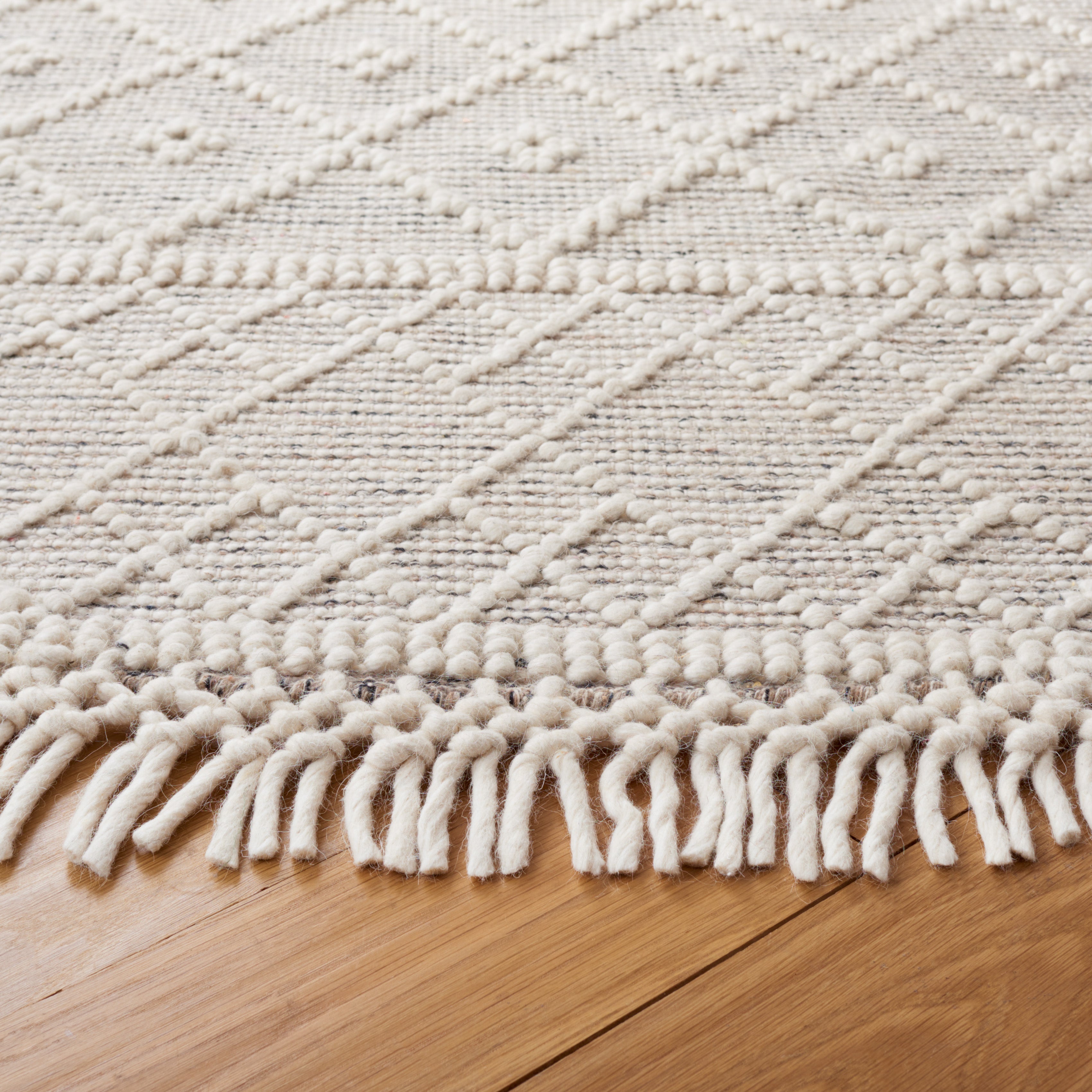 Safavieh Vermont 250 Rug, VRM250 - Ivory / Grey