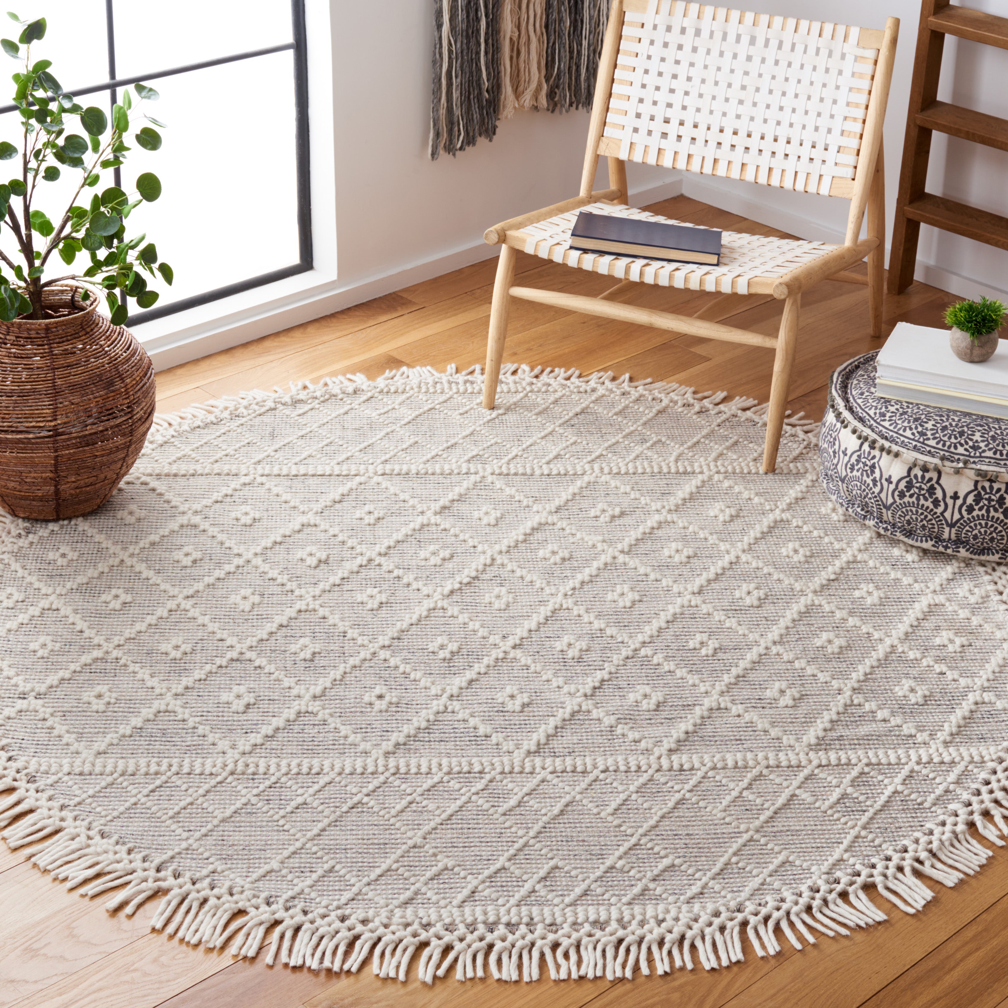 Safavieh Vermont 250 Rug, VRM250 - Ivory / Grey
