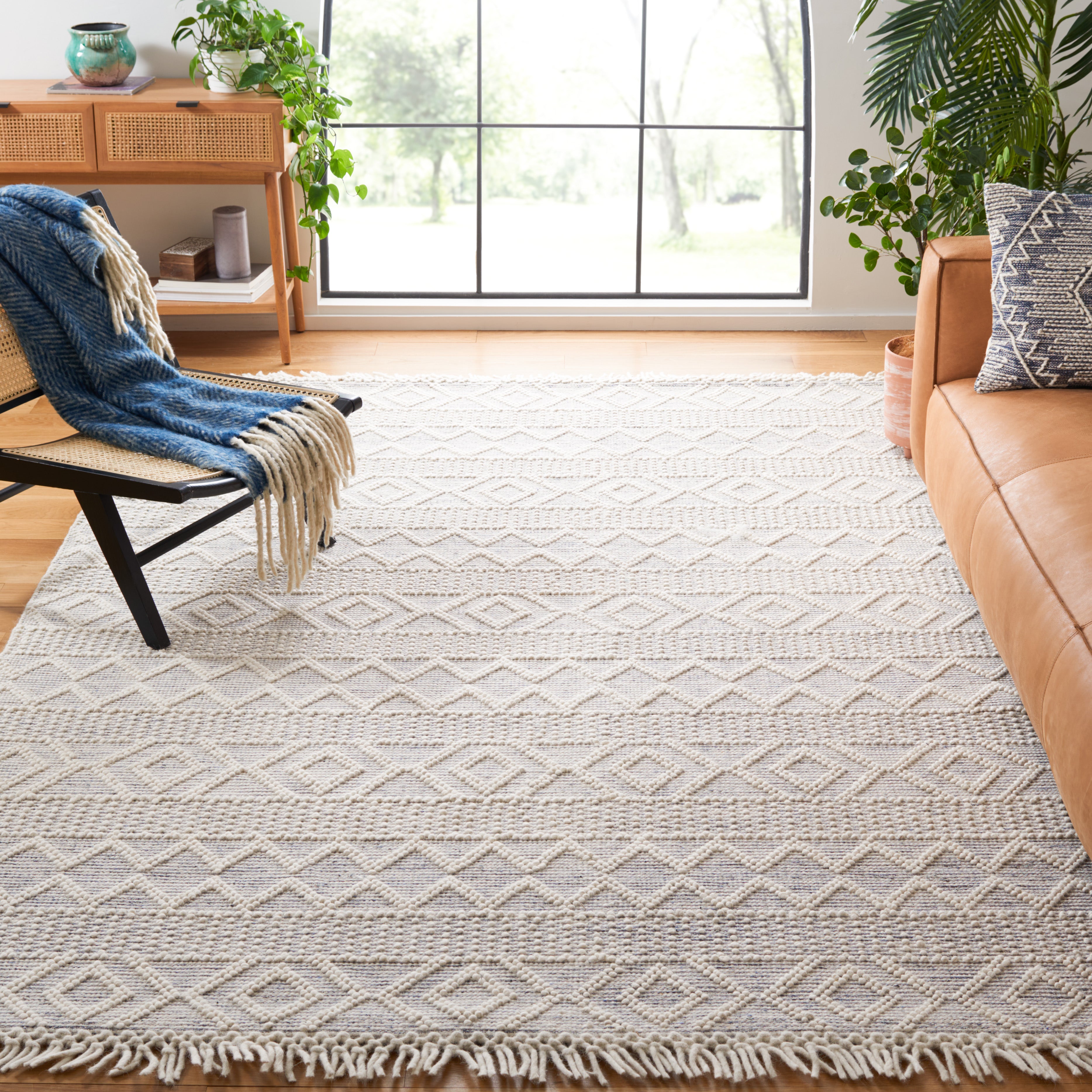 Safavieh Vermont 251 Rug, VRM251 - Ivory / Blue