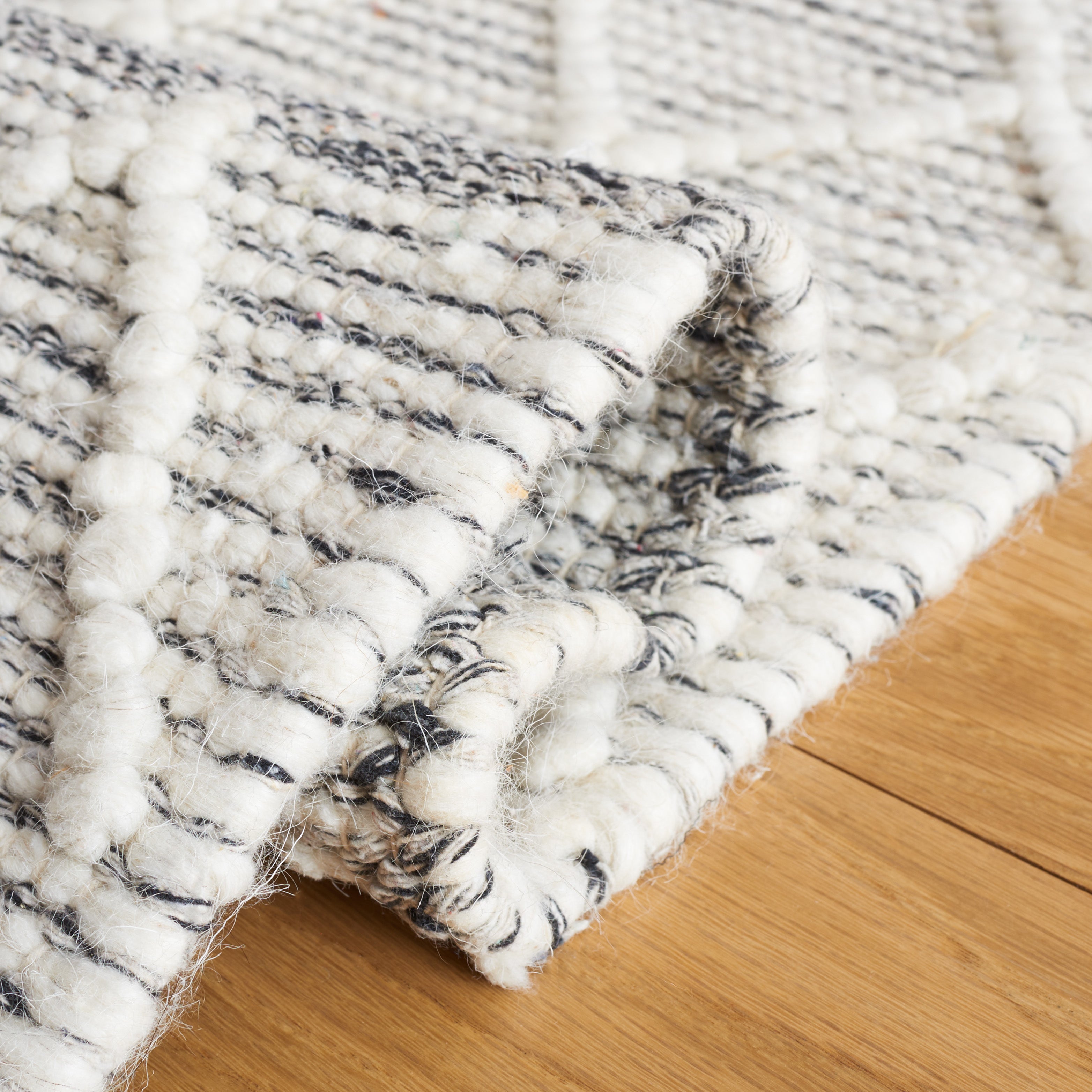 Safavieh Vermont 256 Rug, VRM256 - Grey / Ivory