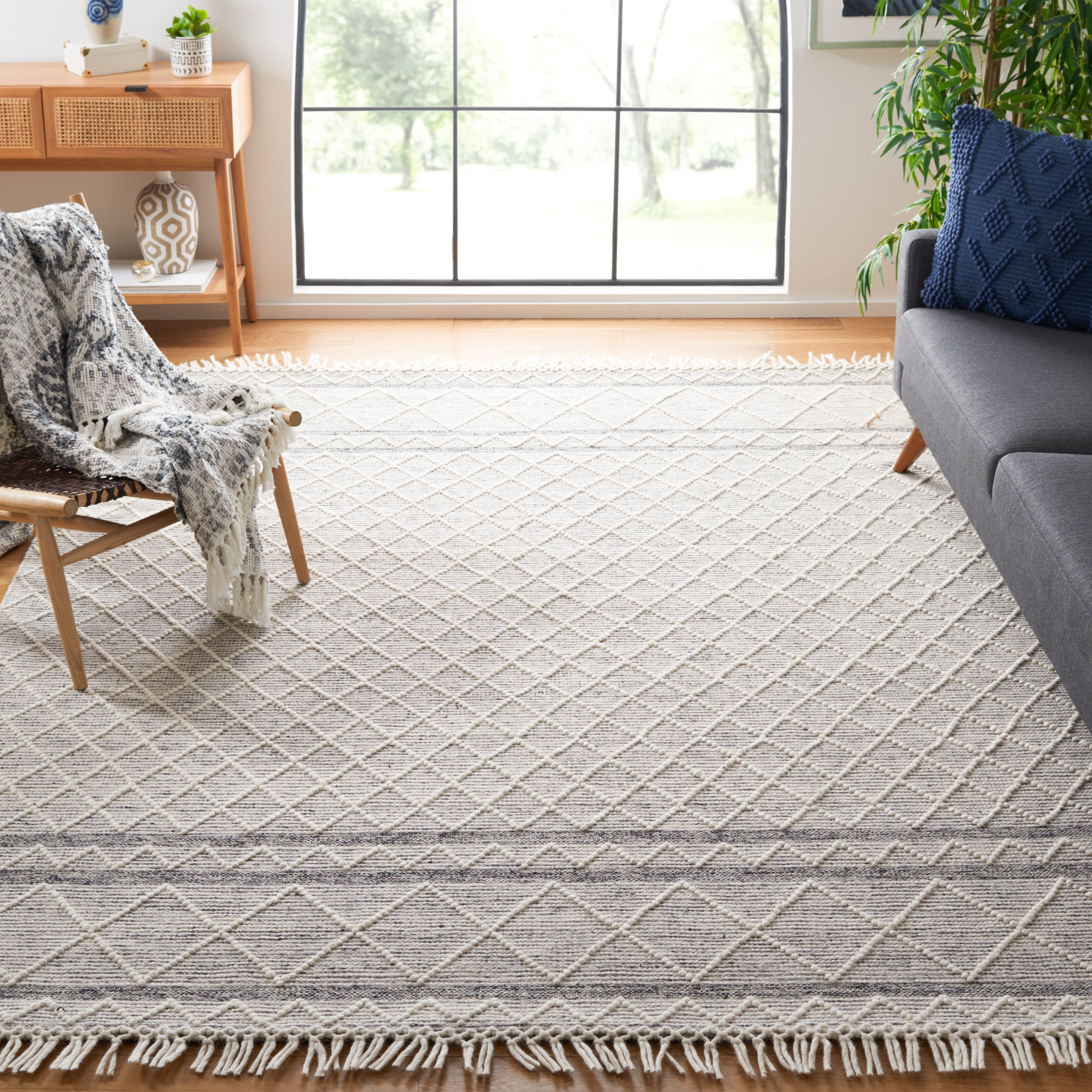 Safavieh Vermont 256 Rug, VRM256 - Grey / Ivory